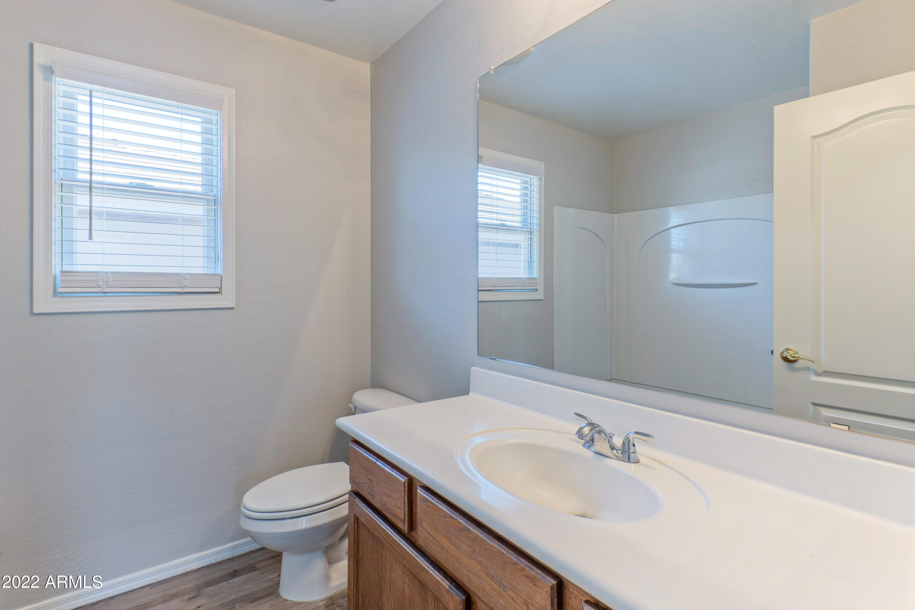 18137 W ELM Street