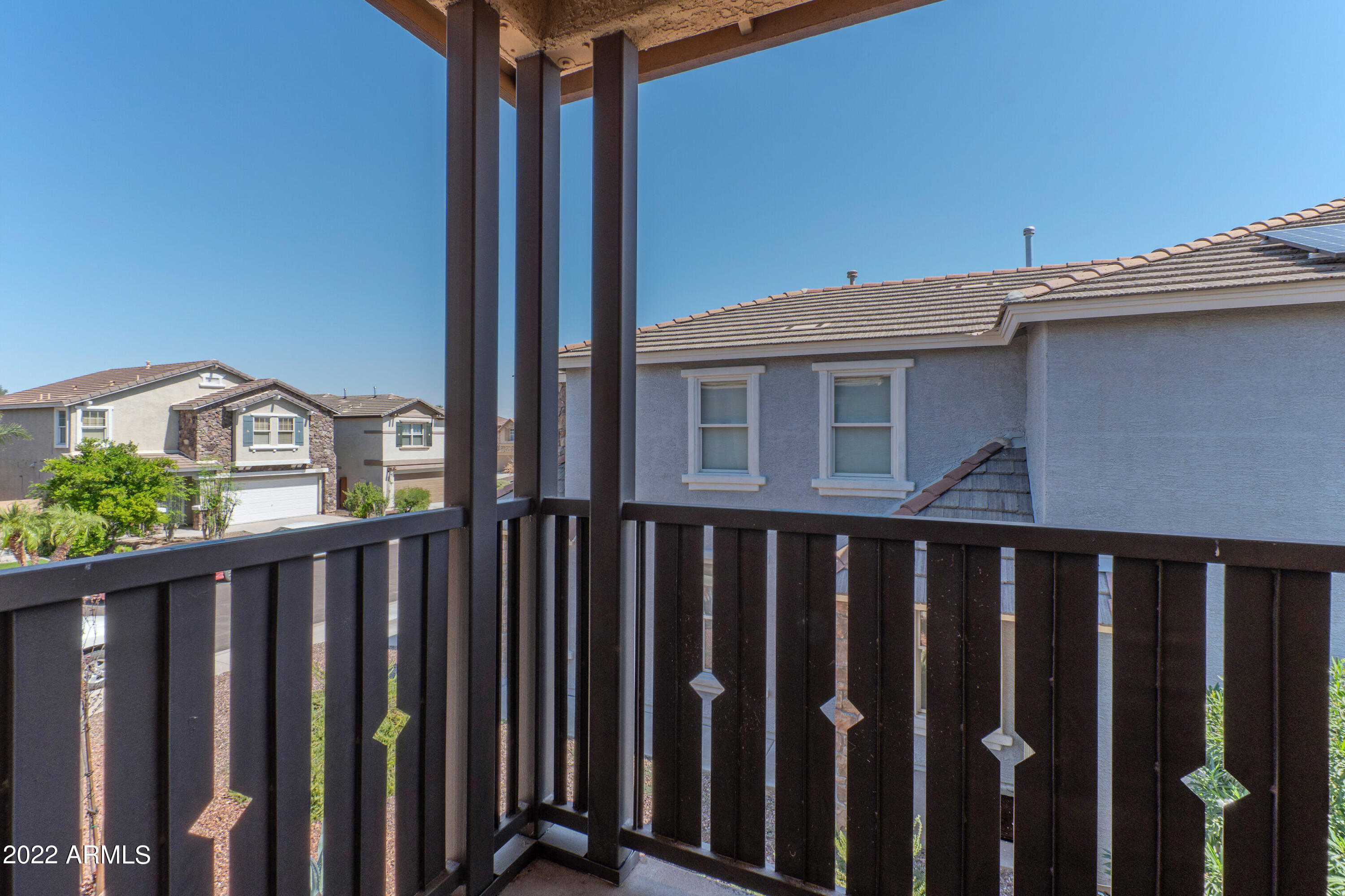 18137 W ELM Street
