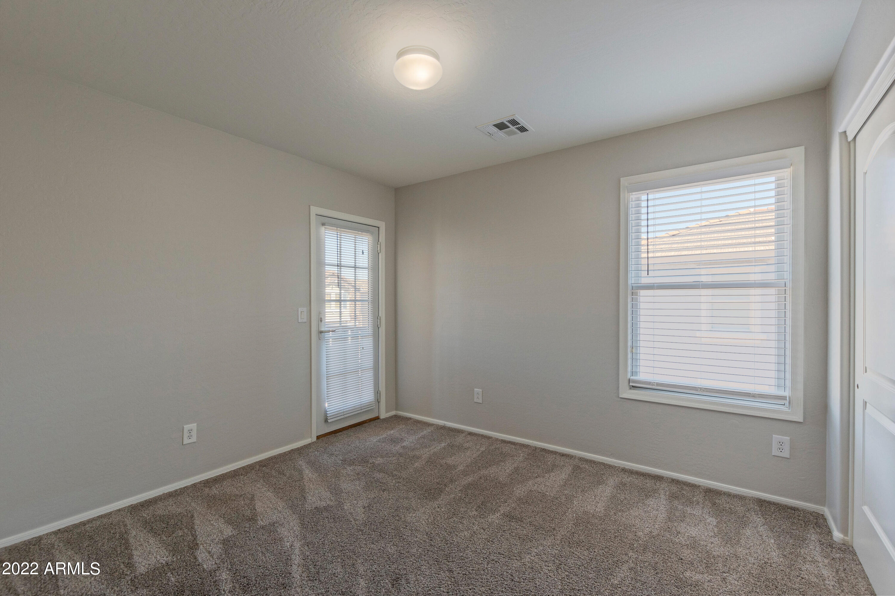 18137 W ELM Street