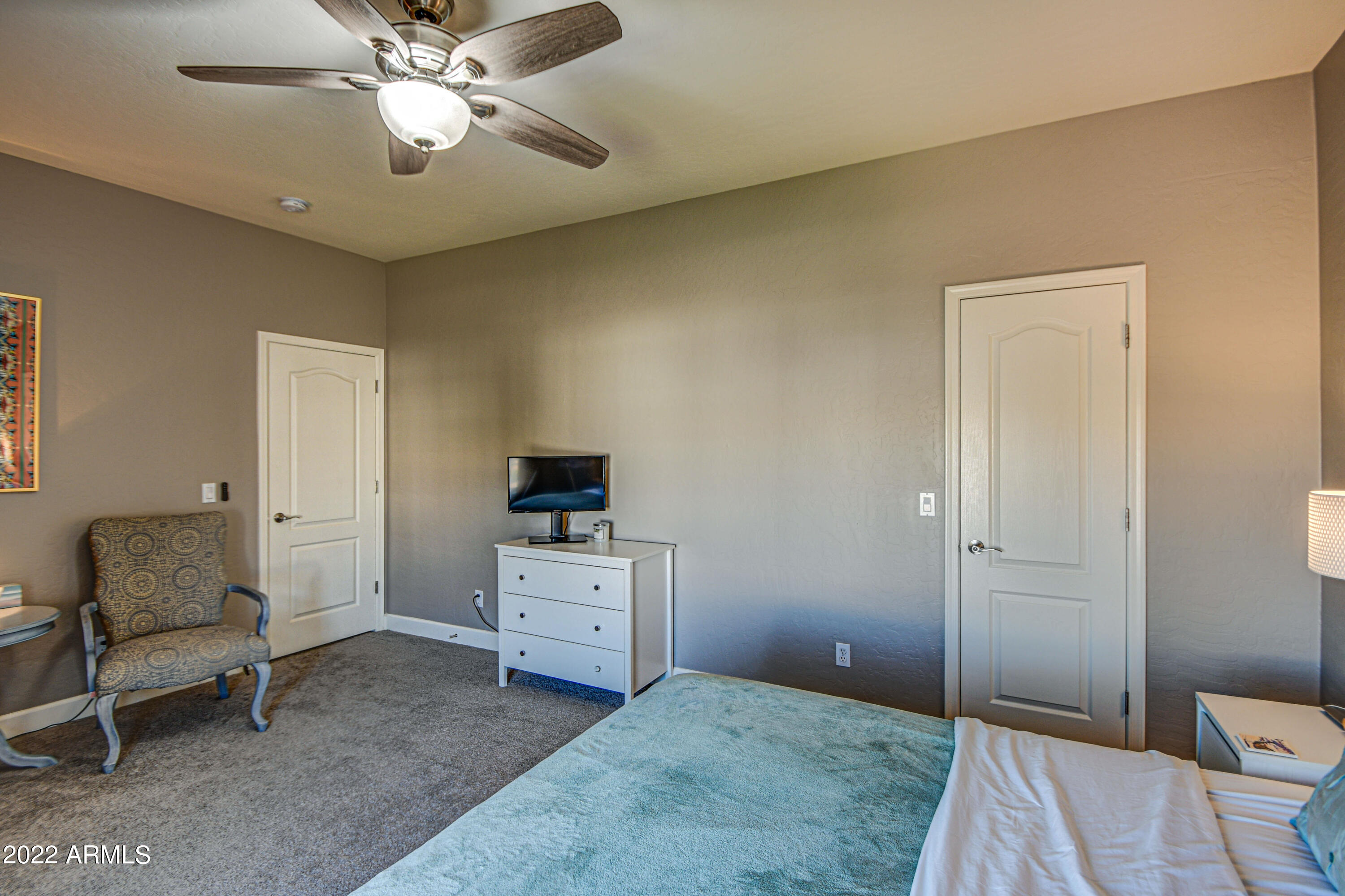 1857 W ASPEN Avenue