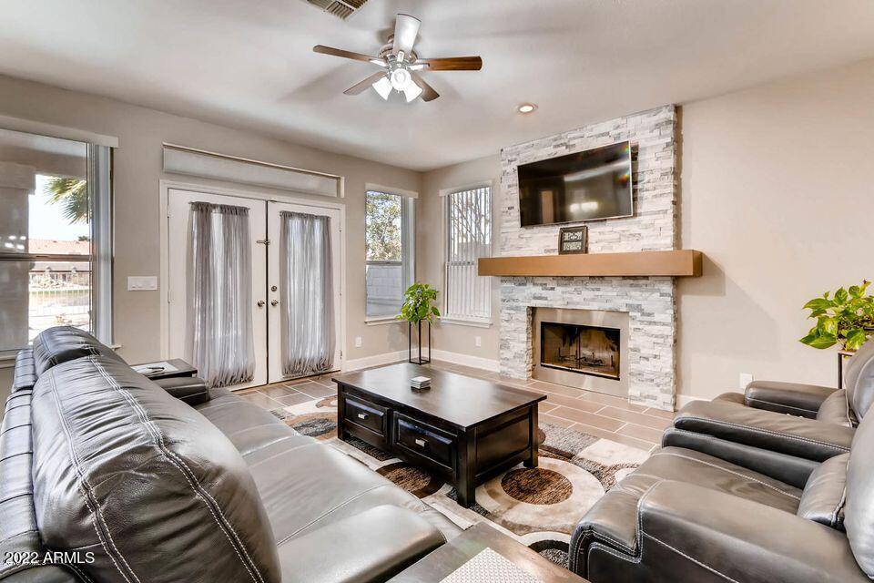 16026 S 13TH Place