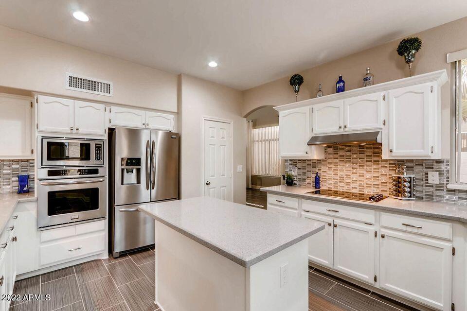 16026 S 13TH Place
