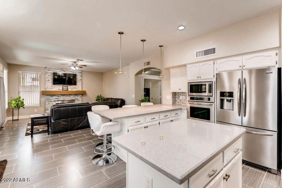 16026 S 13TH Place