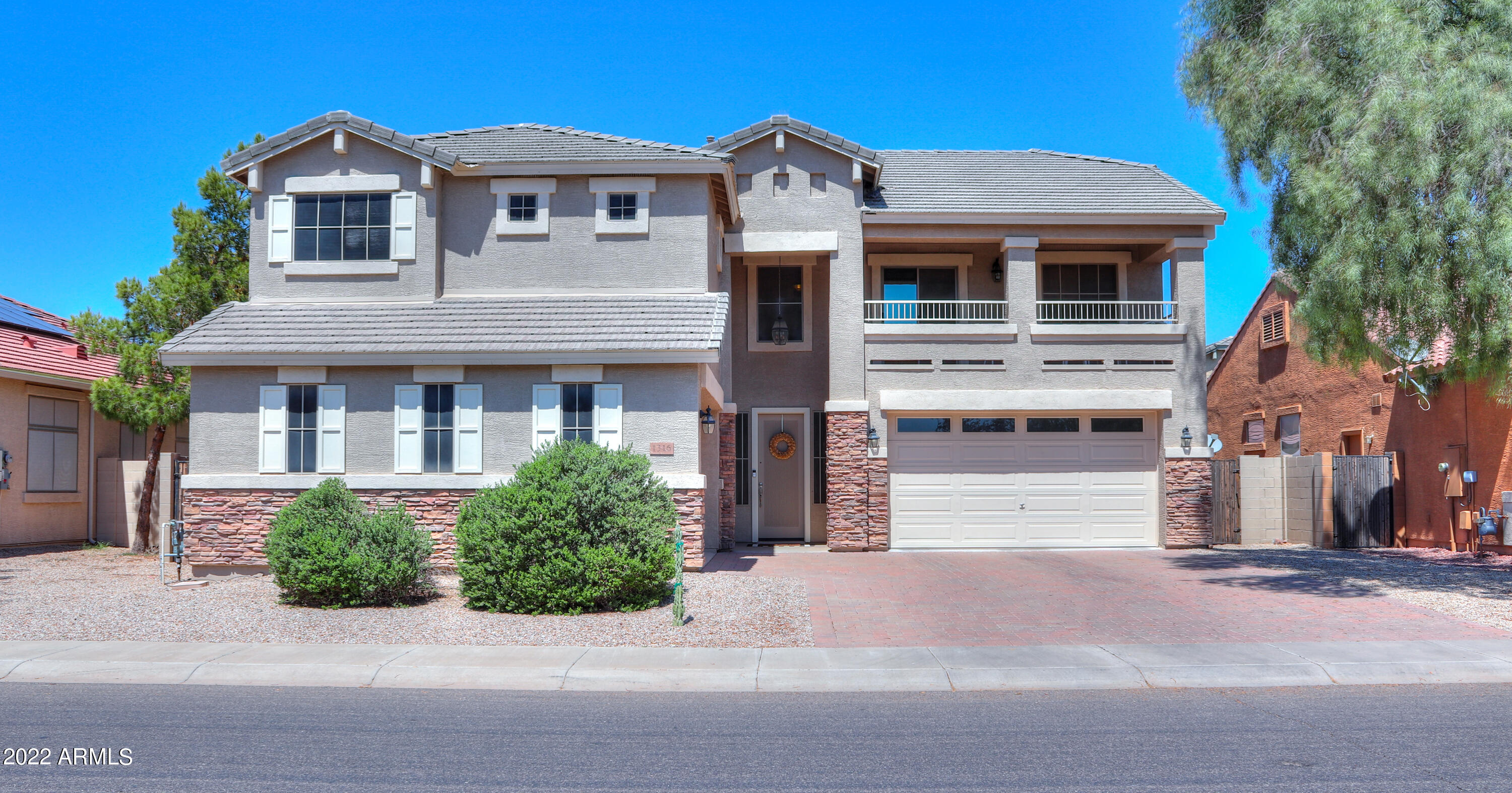 1316 E JUDI Drive