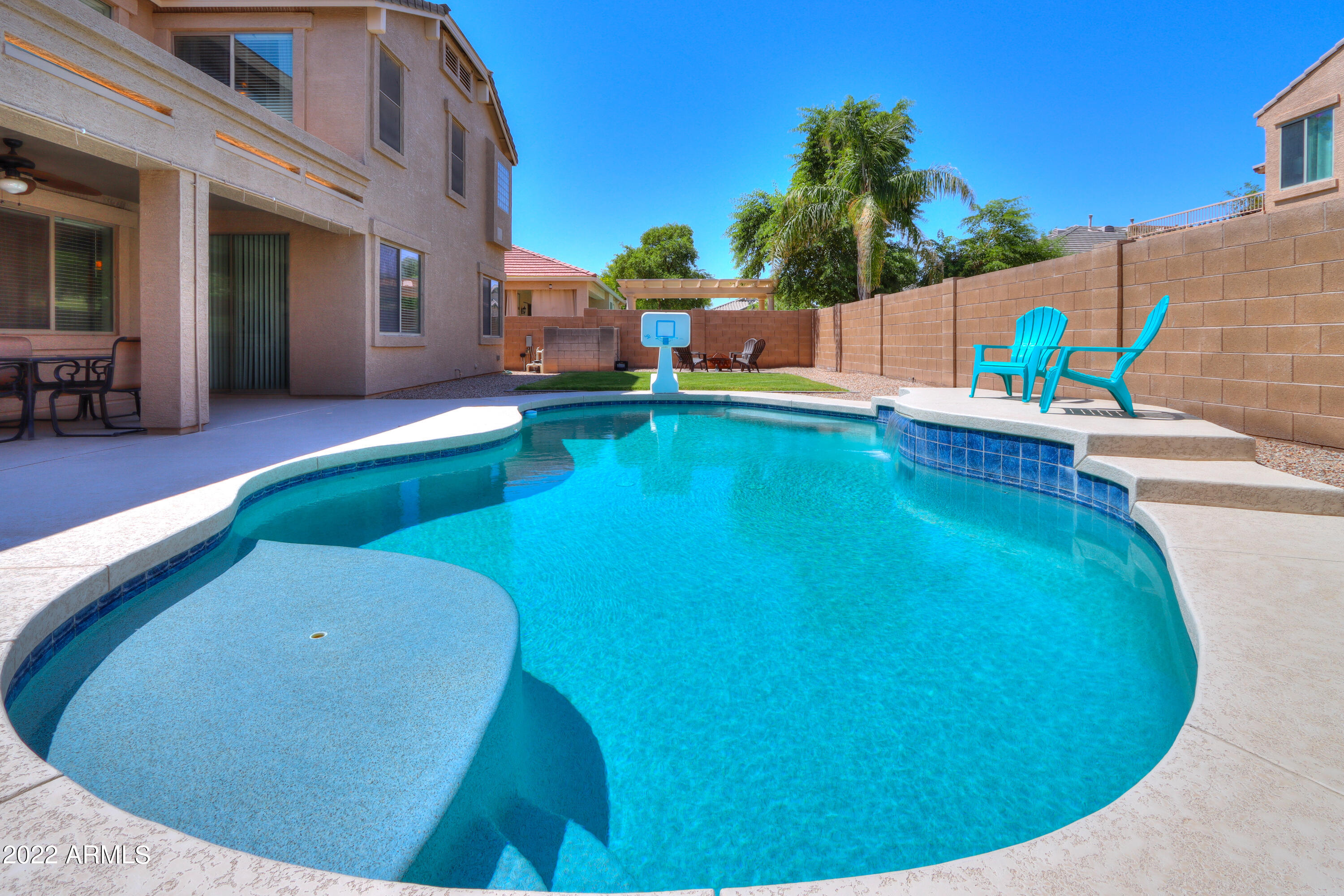 1316 E JUDI Drive