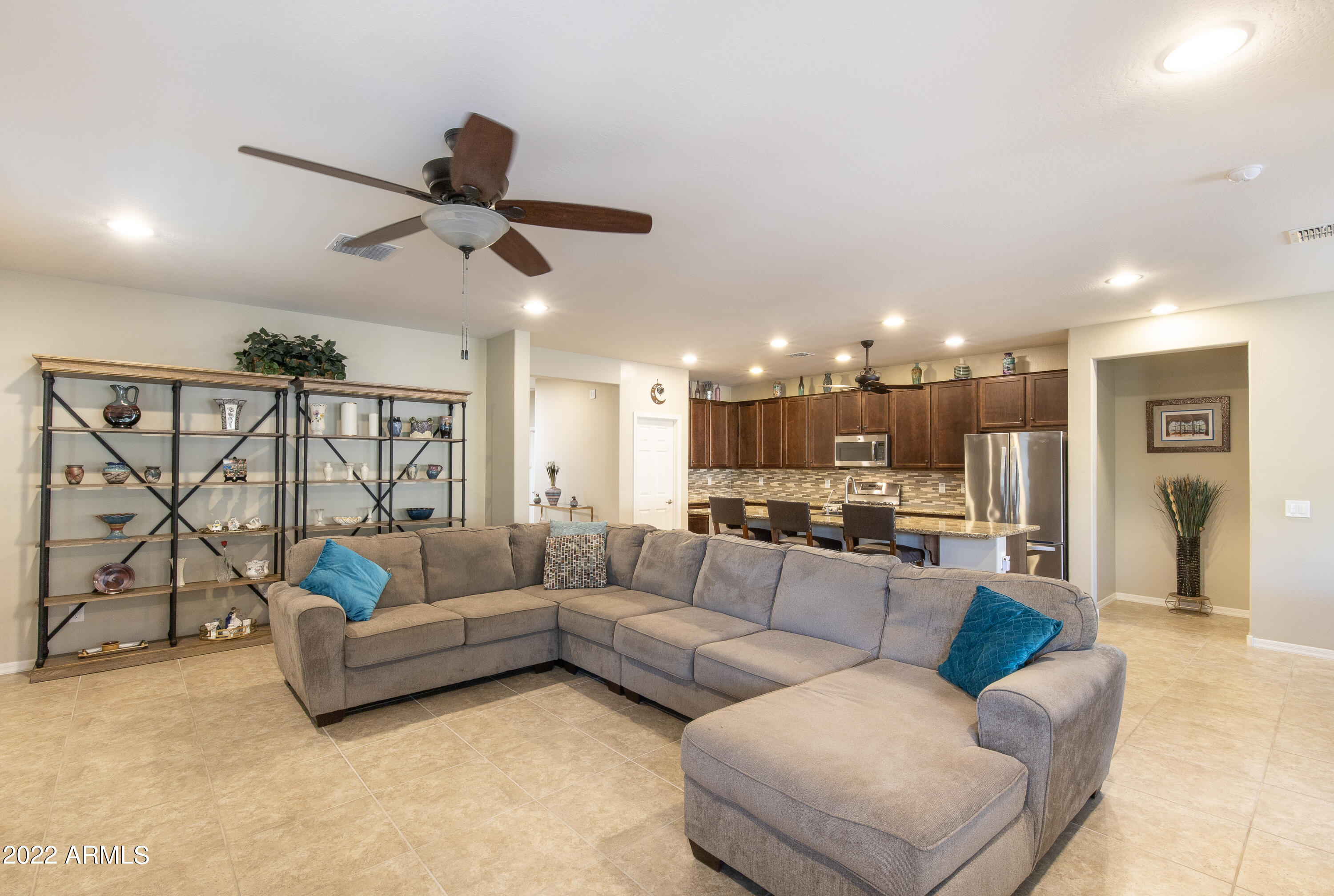 9768 W SANDS Drive