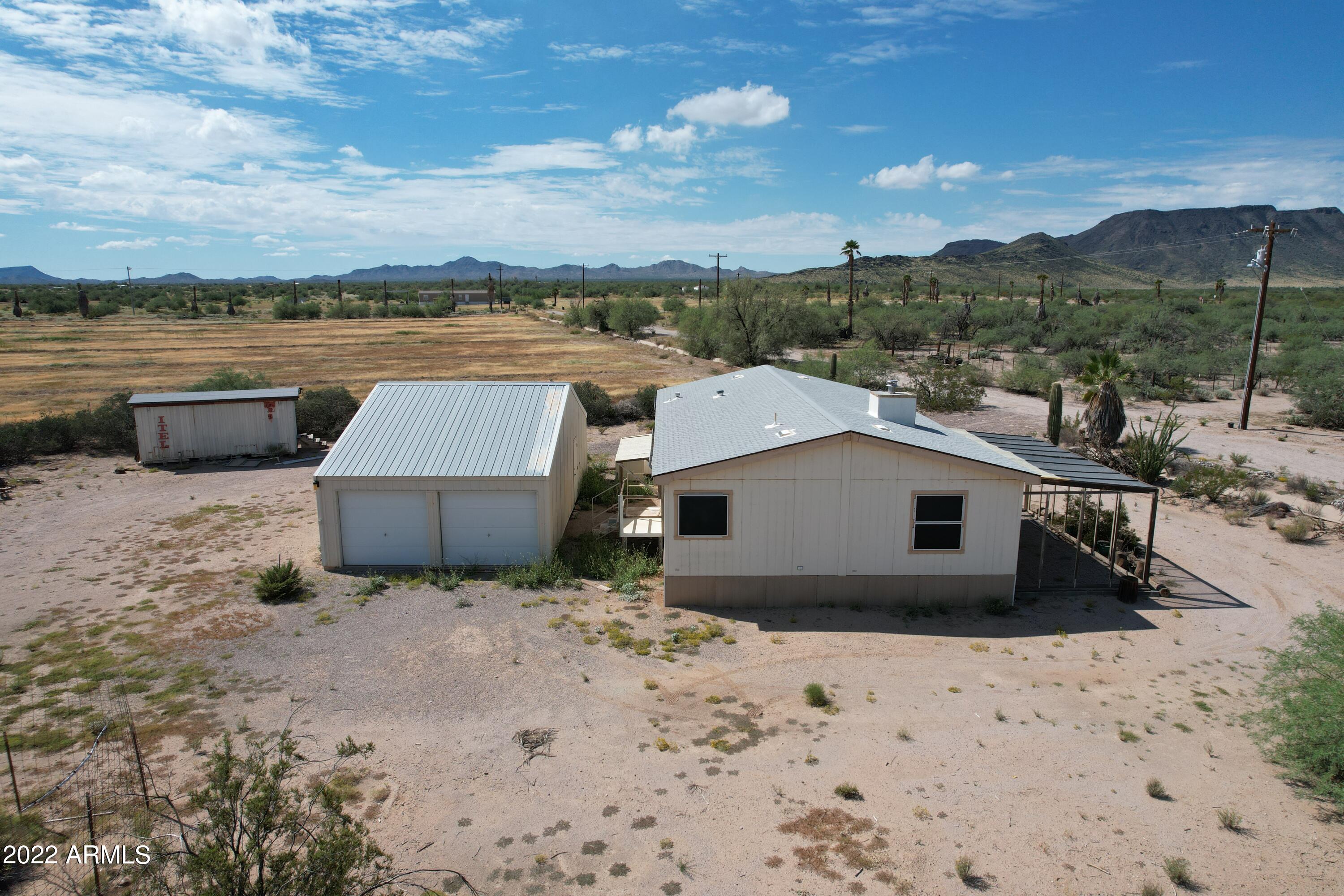 54114 W EAGLETAIL Road
