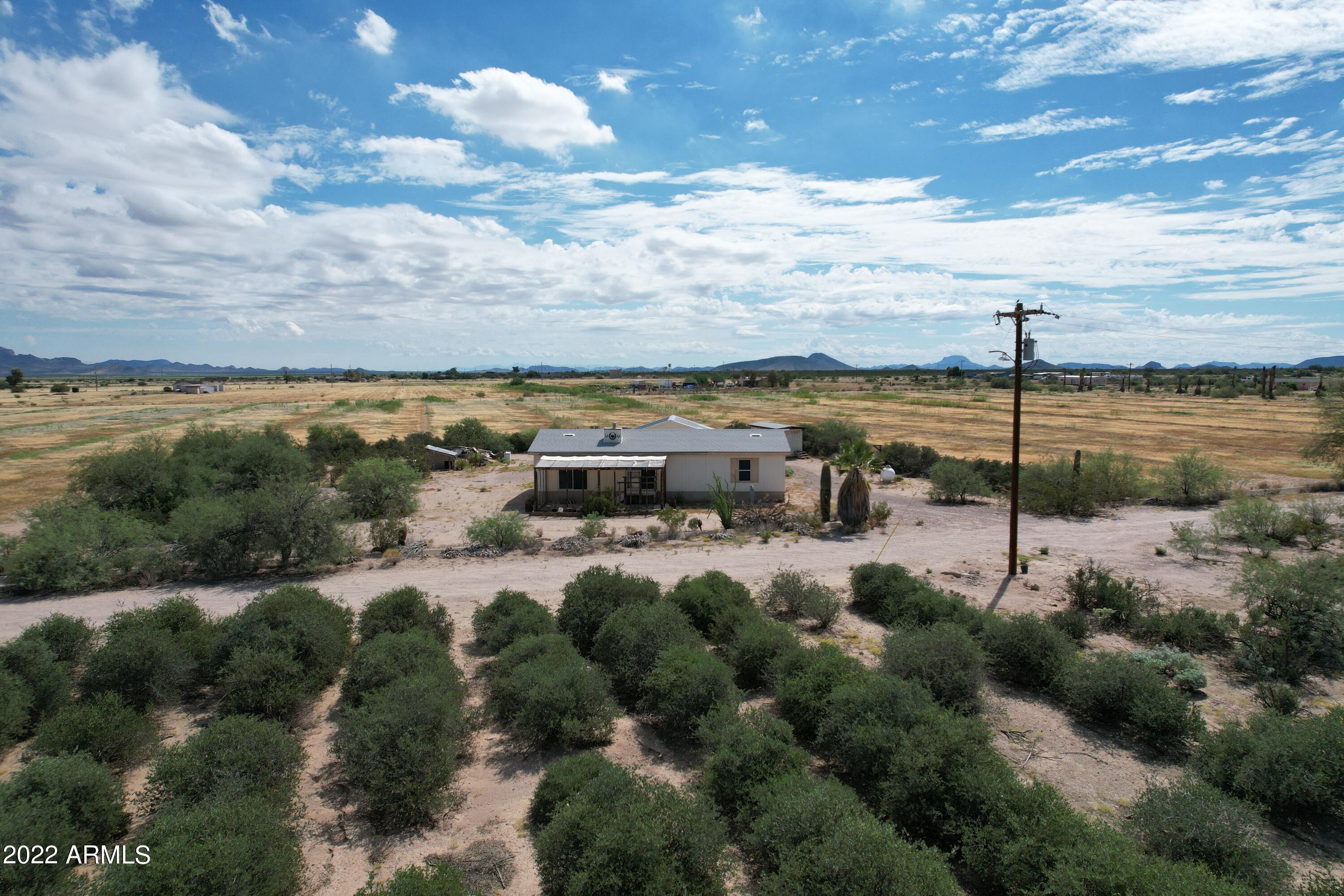 54114 W EAGLETAIL Road