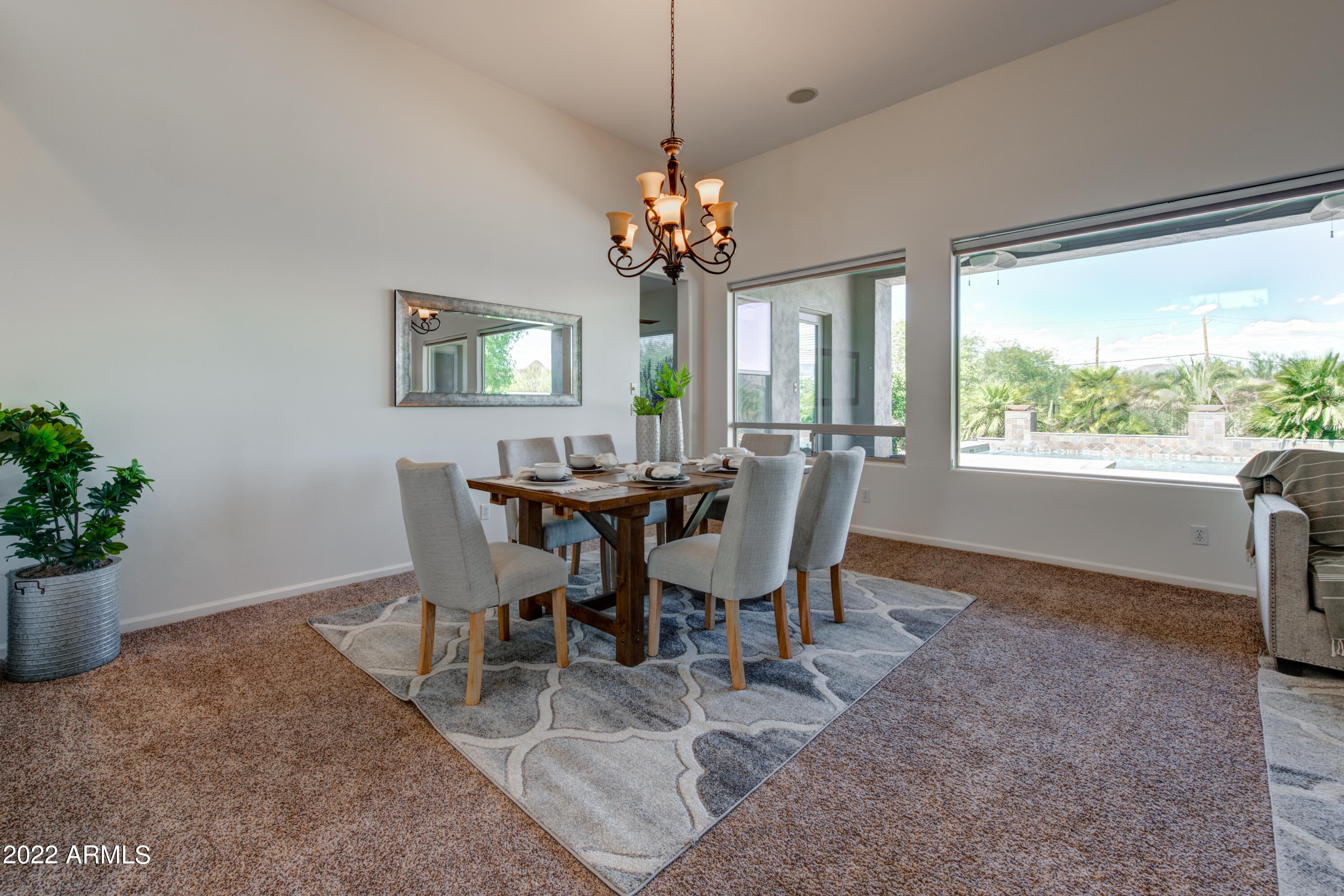 1412 E CHICKASAW Court