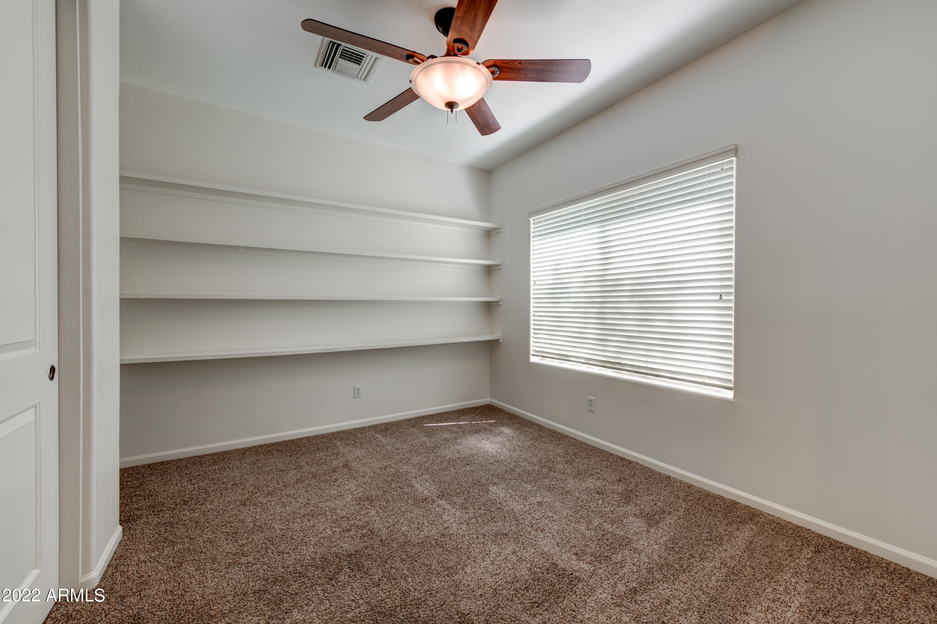 1412 E CHICKASAW Court
