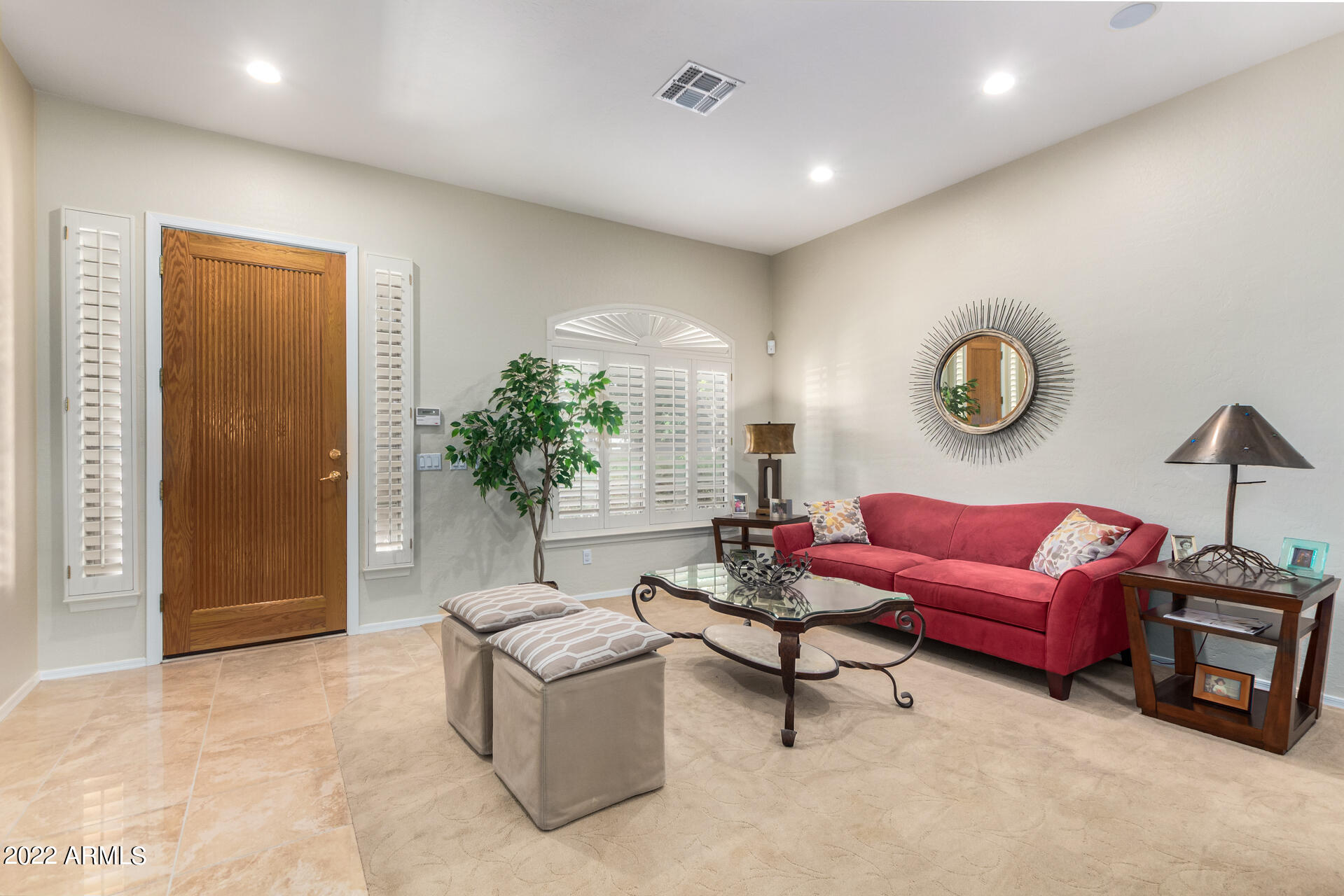 2628 E CARSON Road