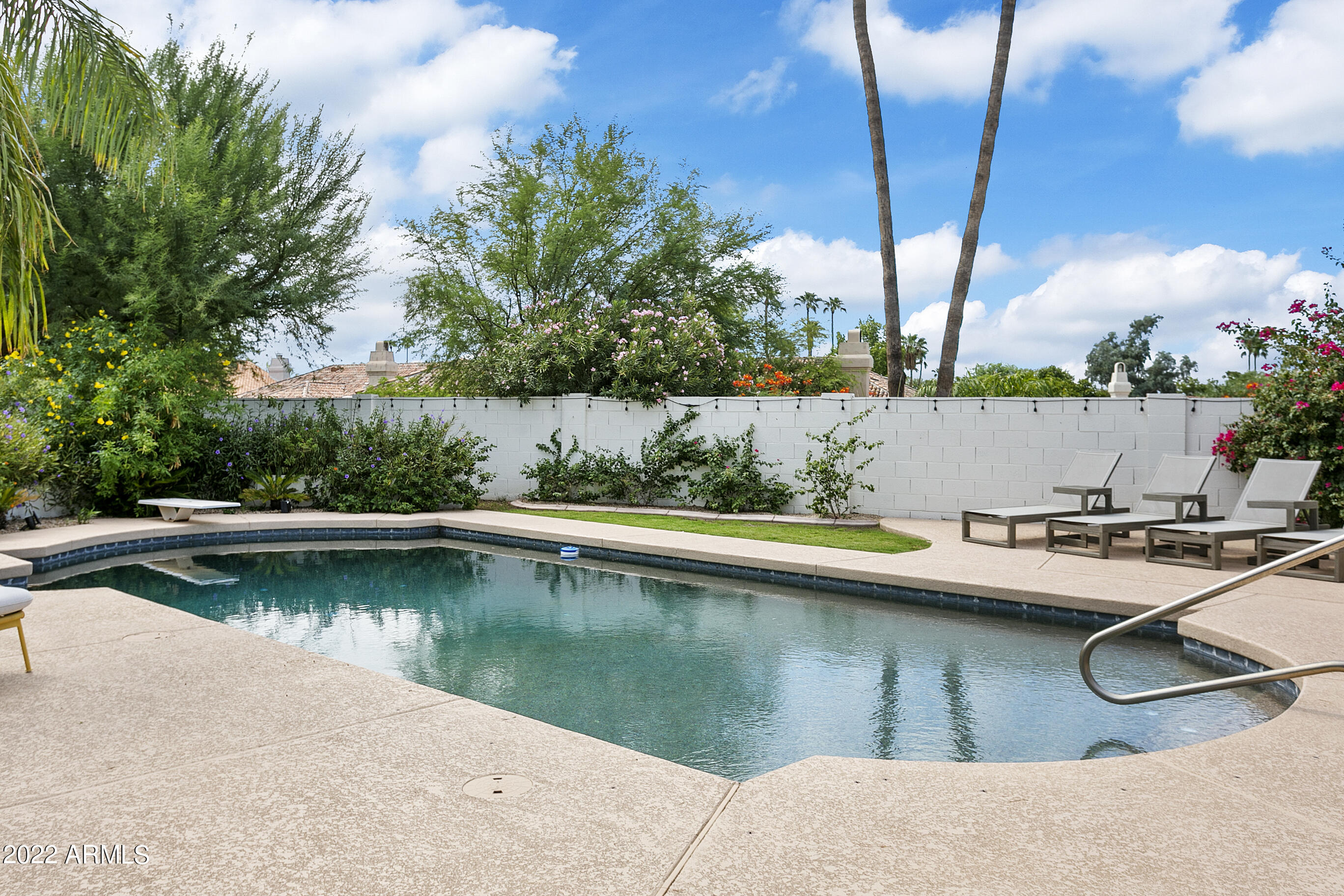 10157 E SAN SALVADOR Drive