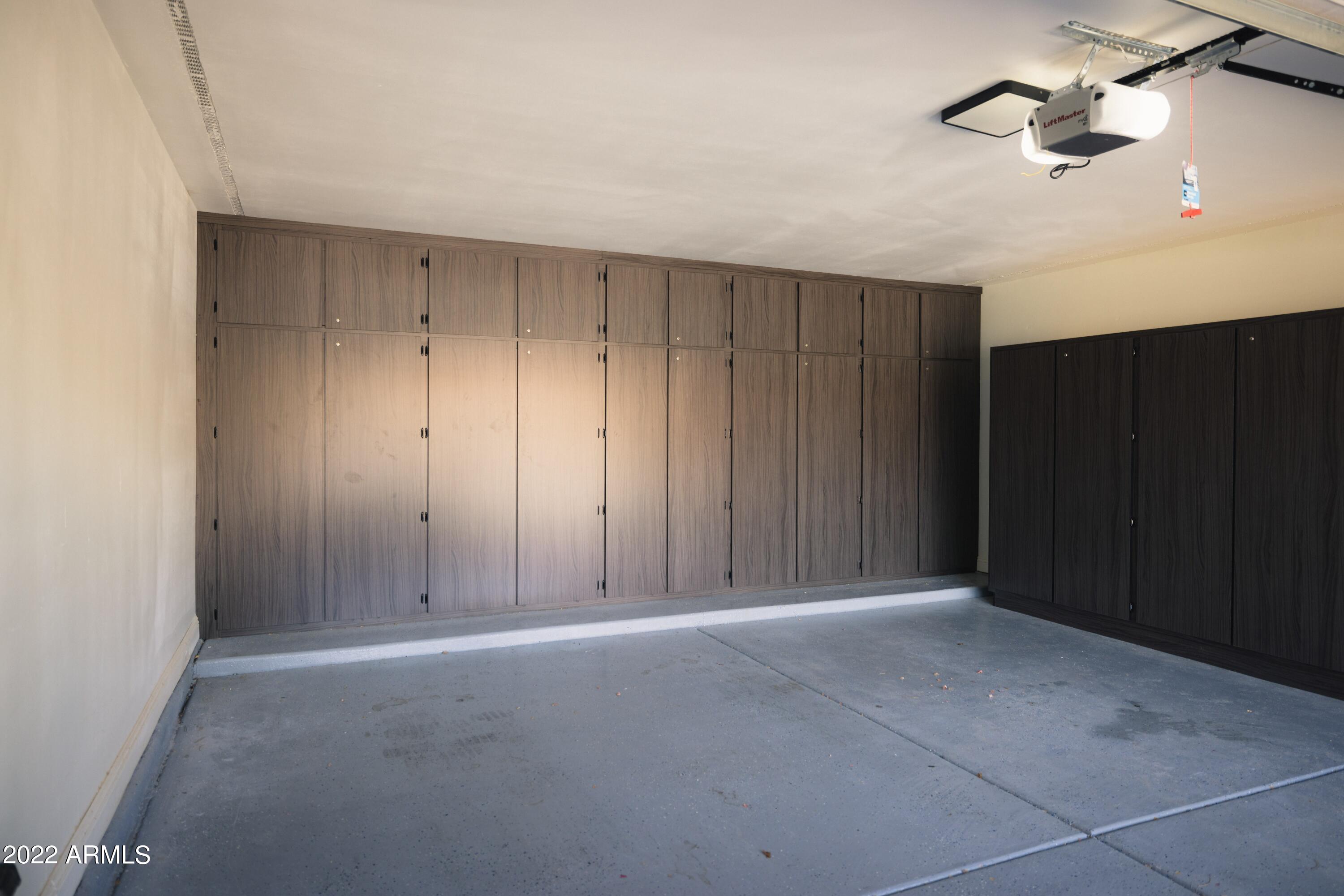 10157 E SAN SALVADOR Drive