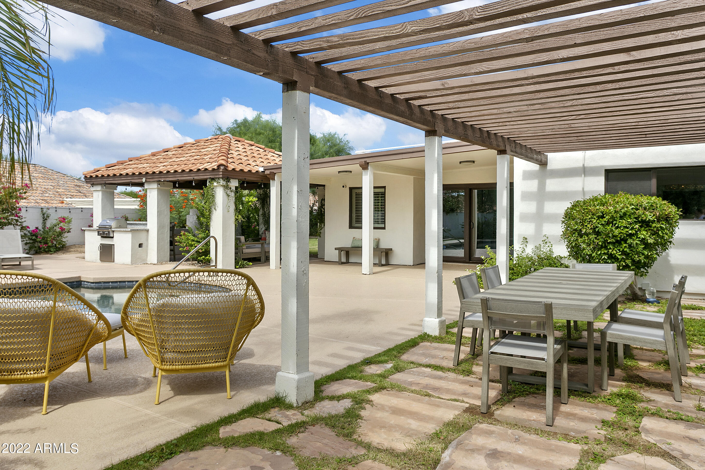 10157 E SAN SALVADOR Drive