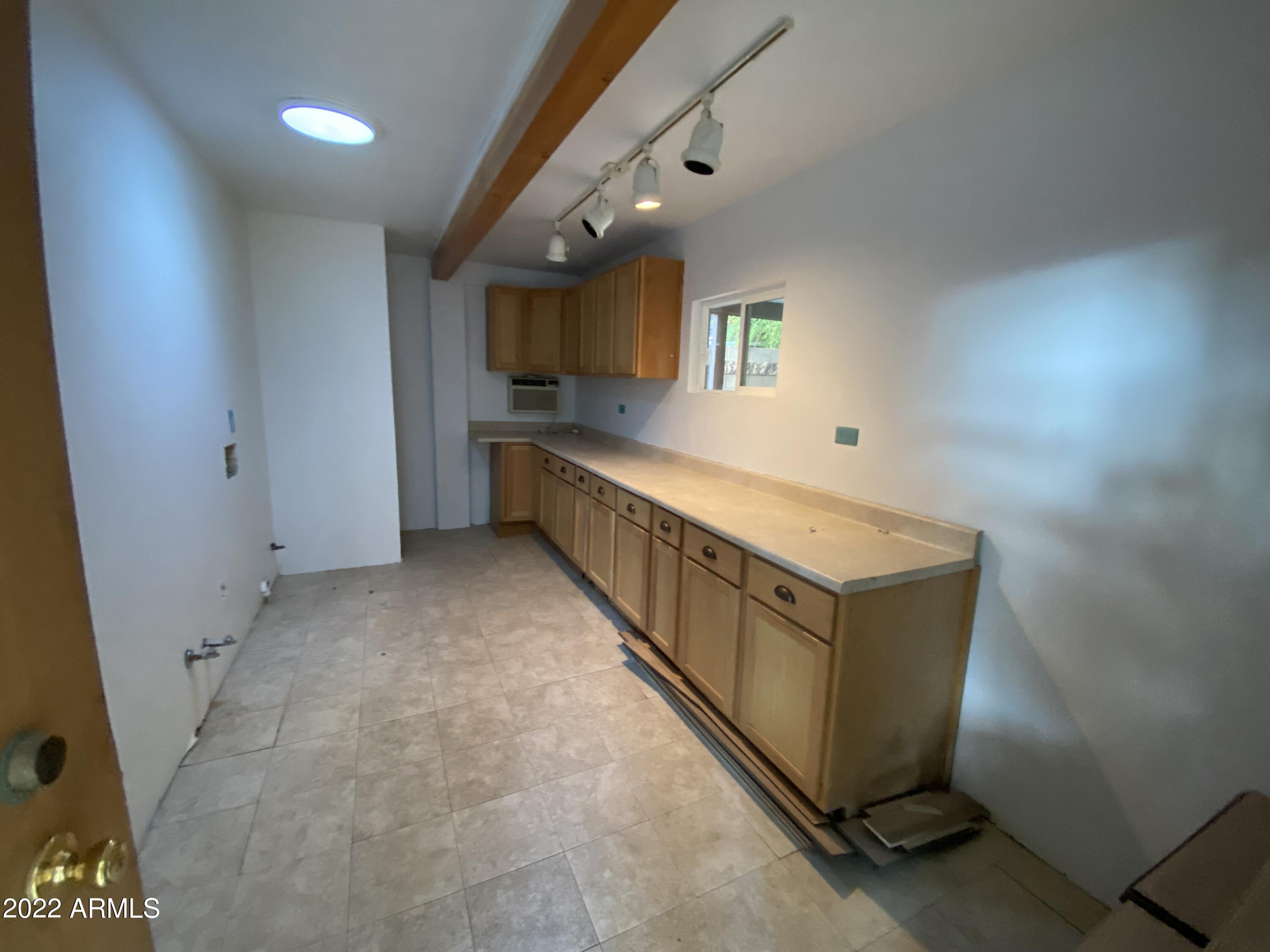 3140 N VALENCIA Lane