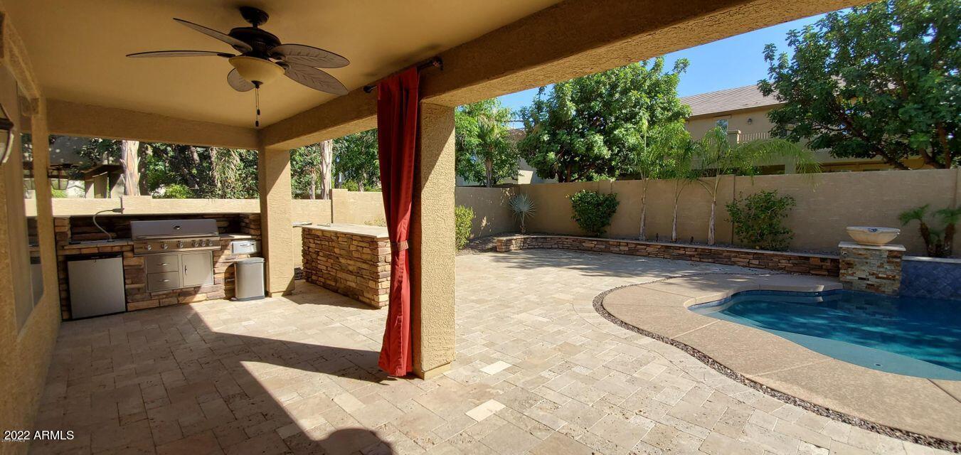 17933 W BROWN Street