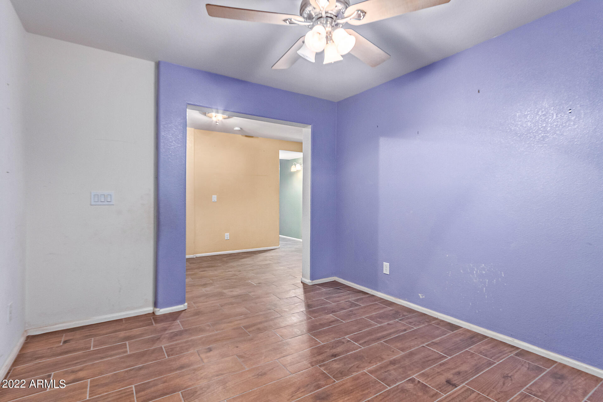 4233 E ARAGONITE Lane