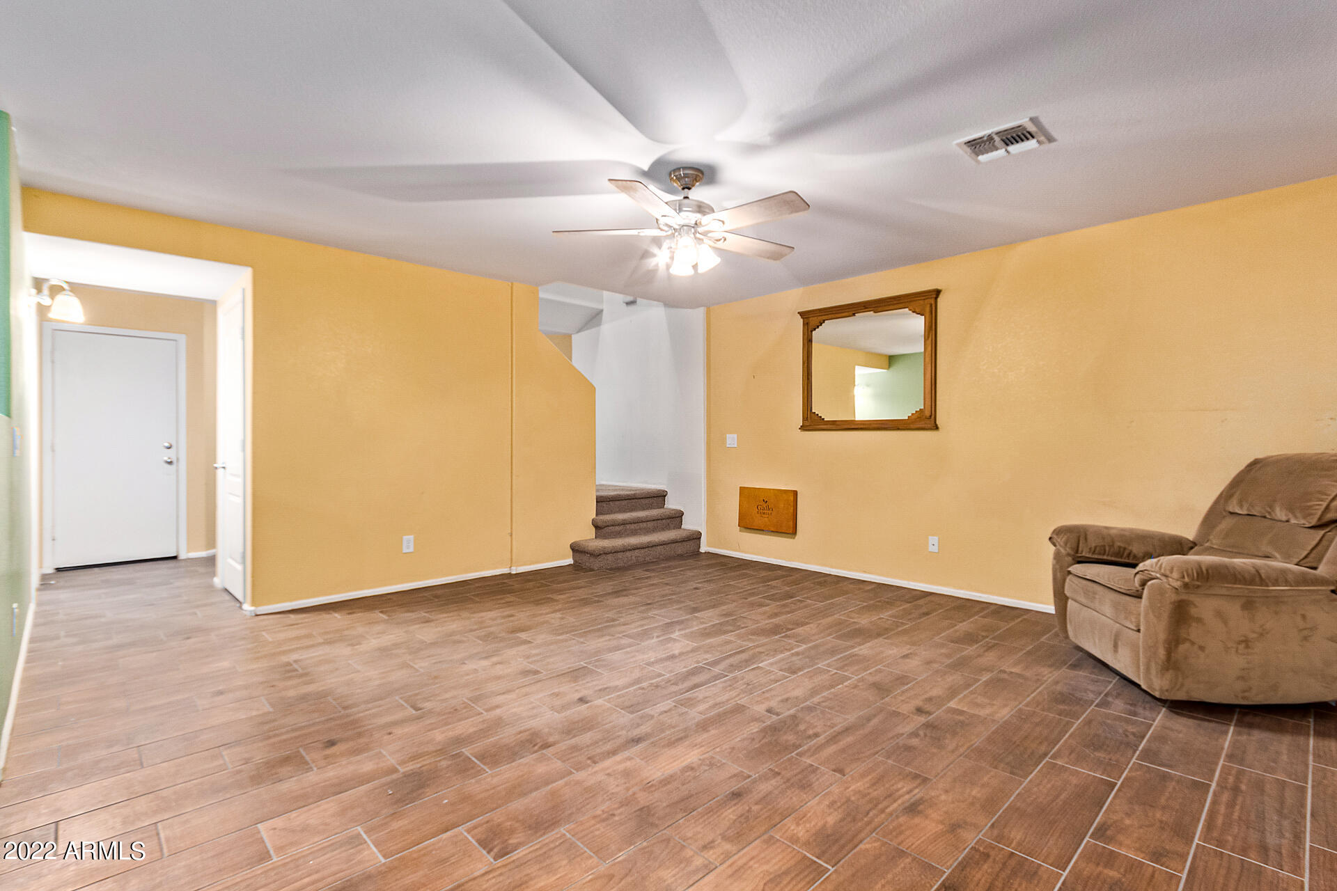 4233 E ARAGONITE Lane