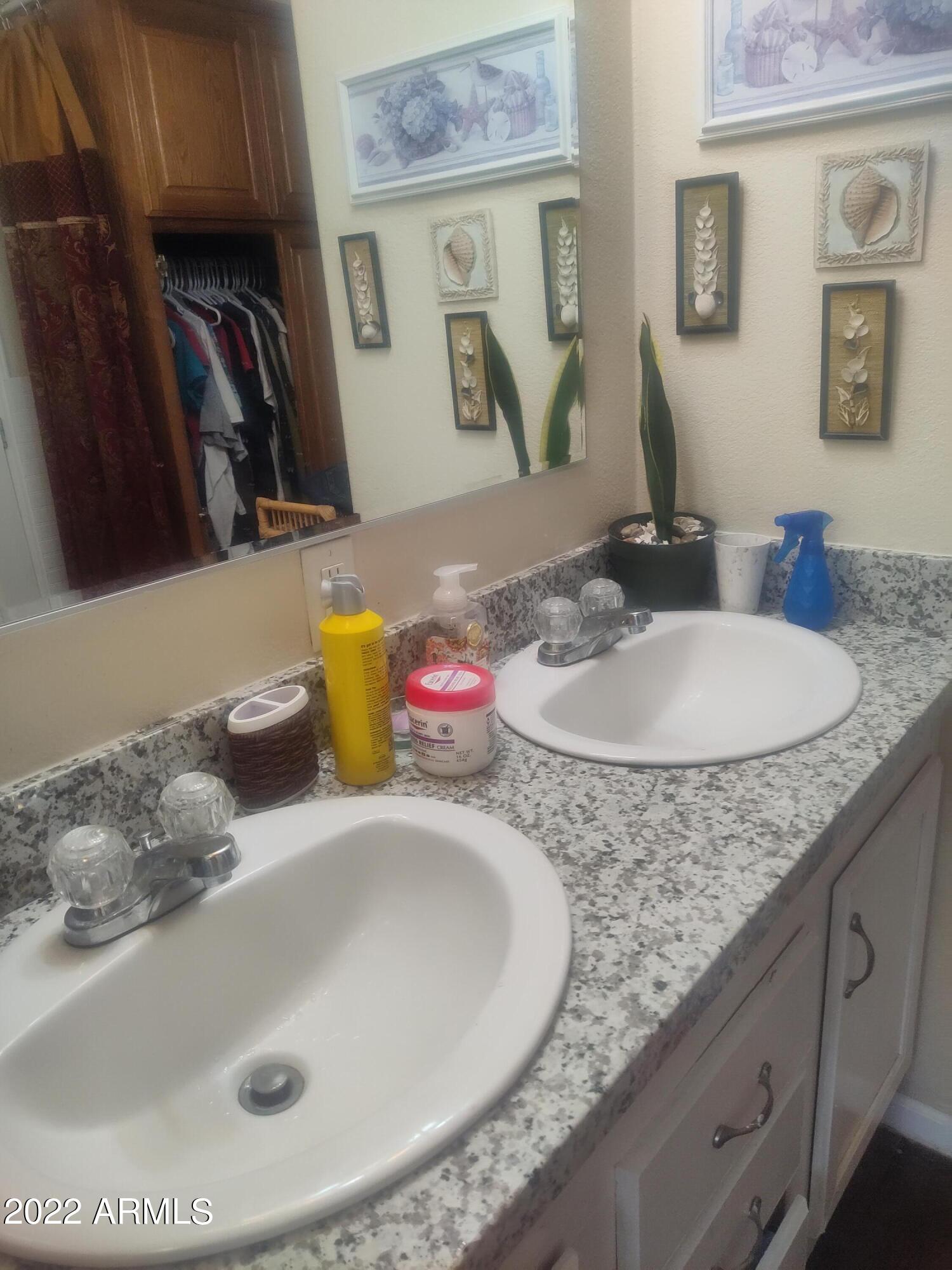 2200 N Delaware Drive N # 11