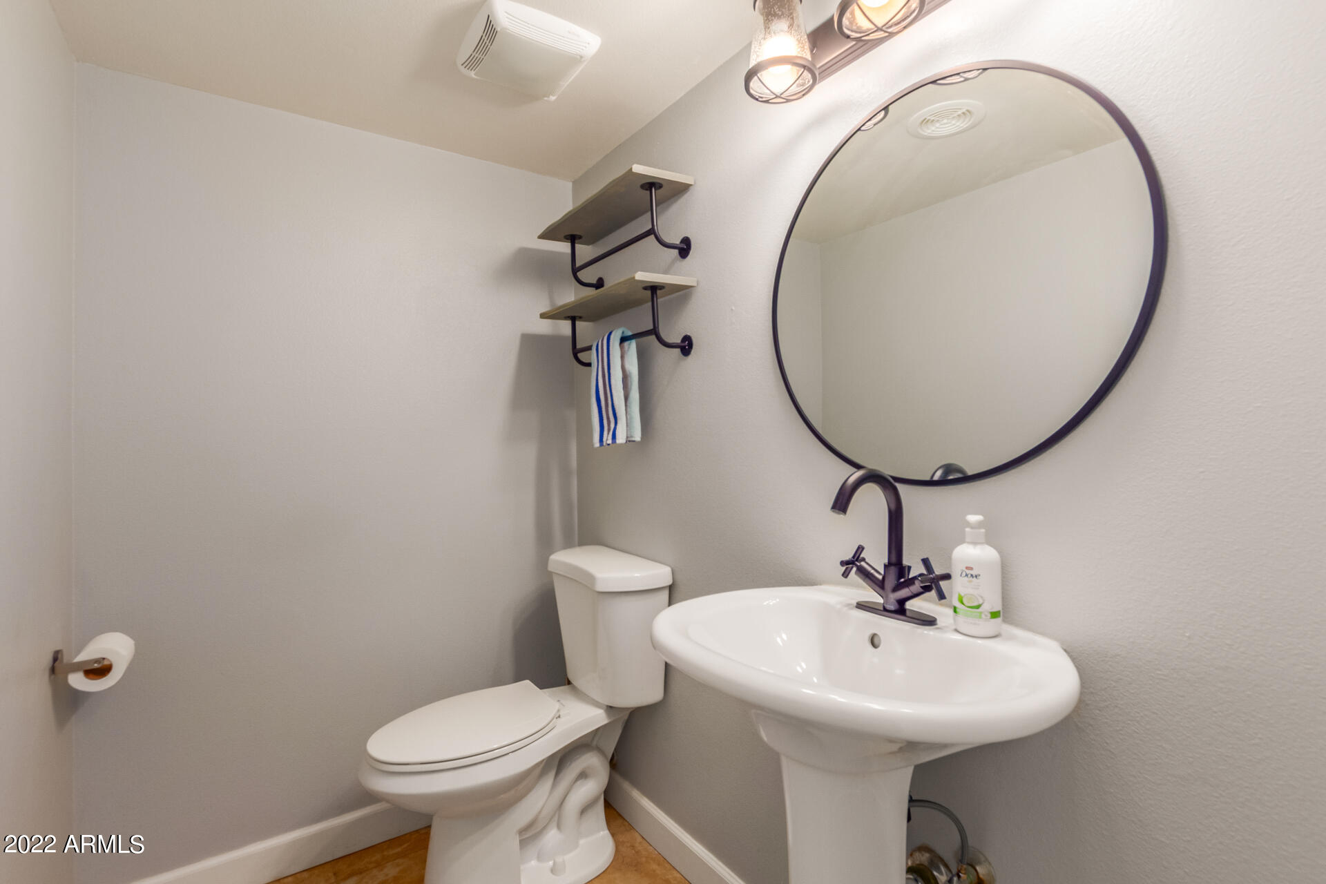 8135 N CENTRAL Avenue # 9