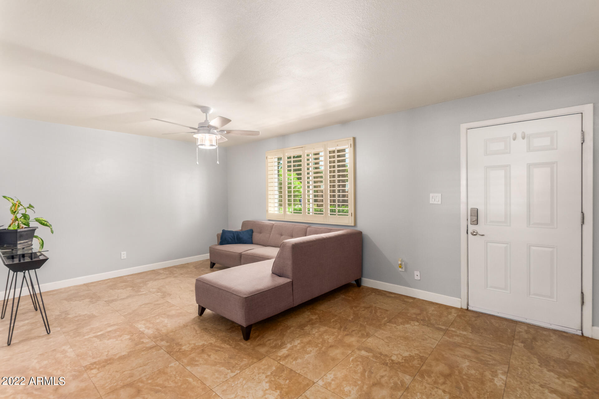 8135 N CENTRAL Avenue # 9