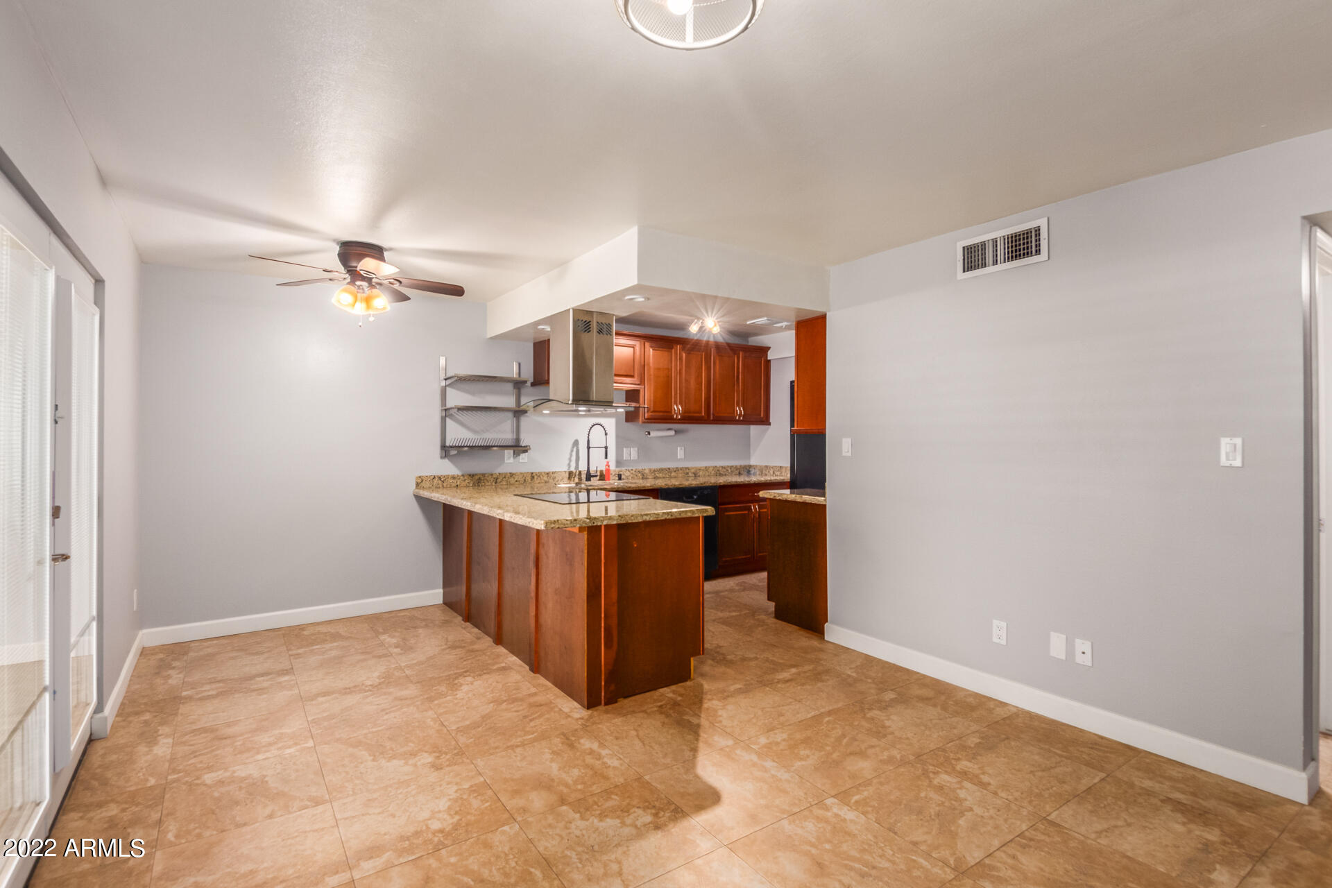 8135 N CENTRAL Avenue # 9