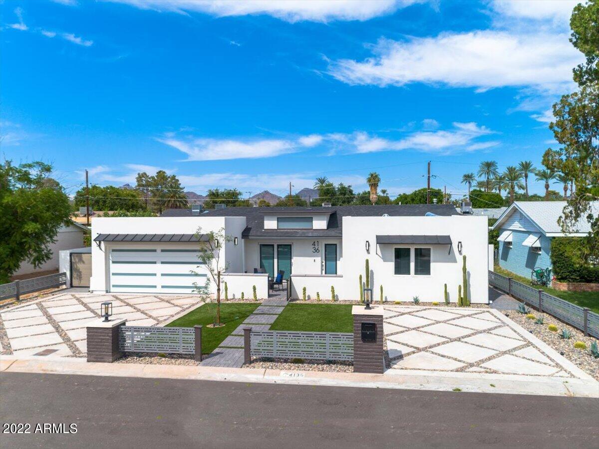 4136 E GLENROSA Avenue