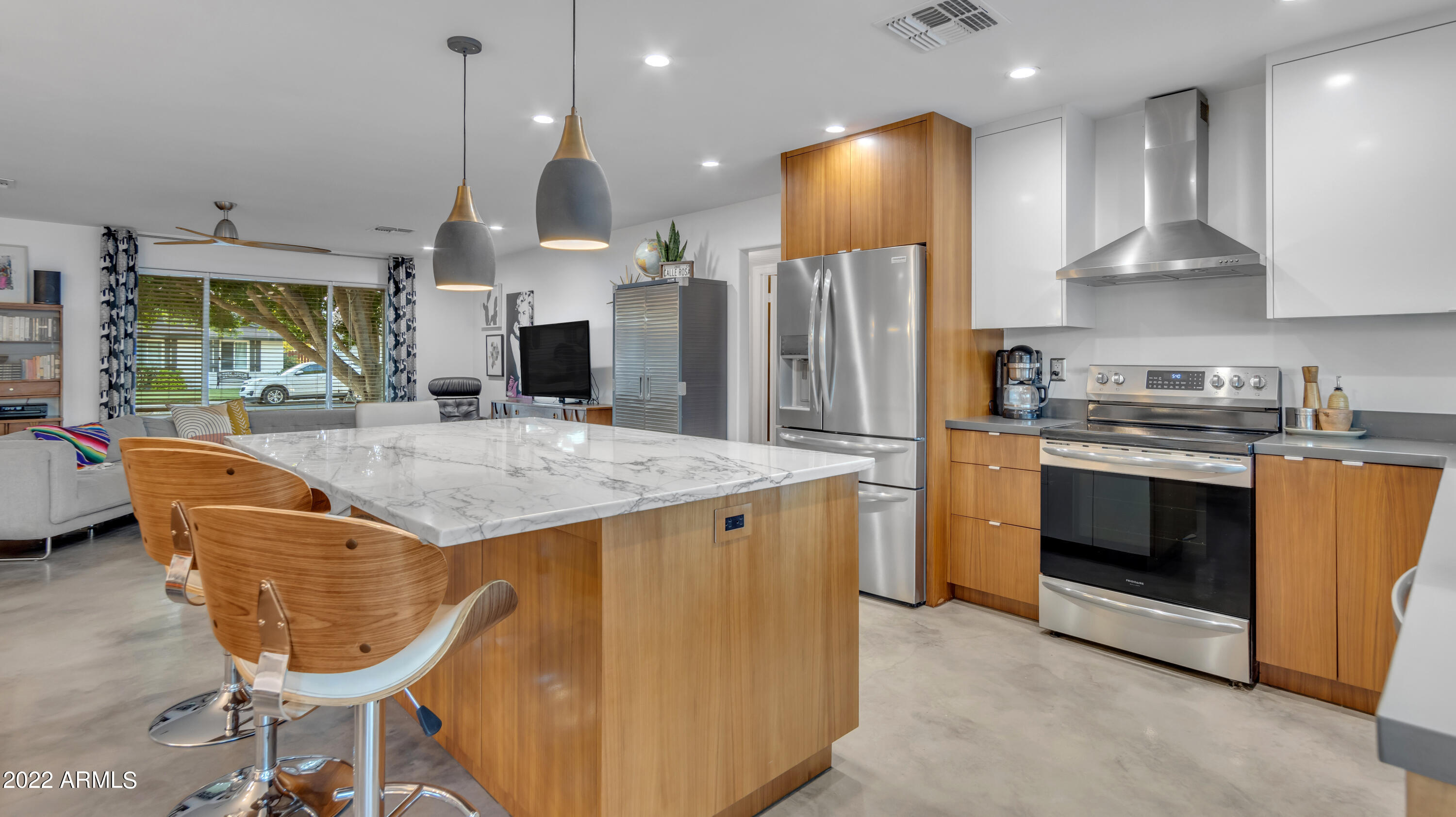 2835 S CALLE ROSA Circle