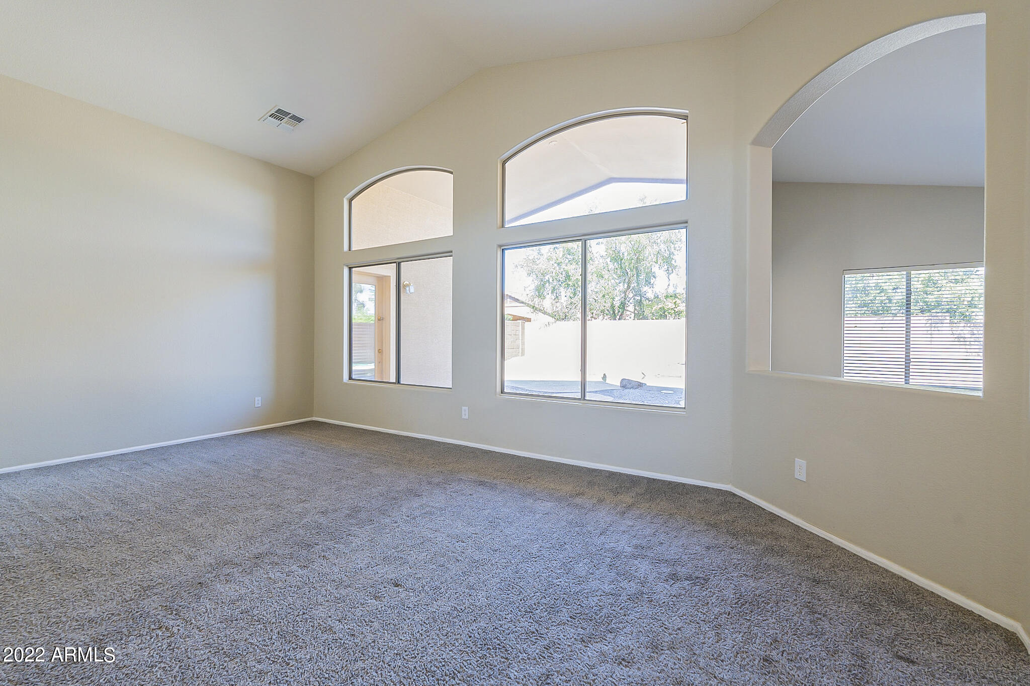 490 E CLAIRIDGE Drive