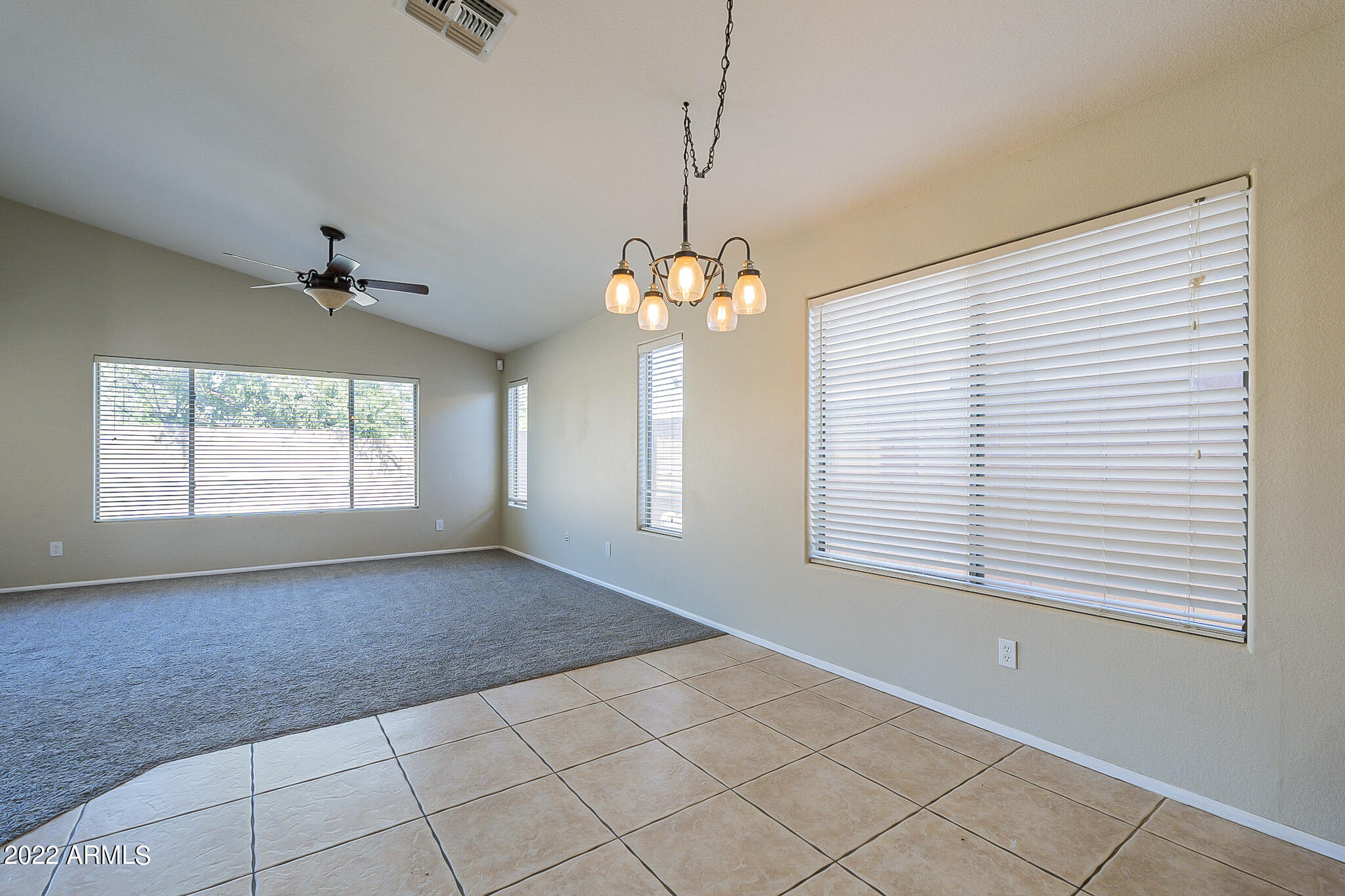 490 E CLAIRIDGE Drive