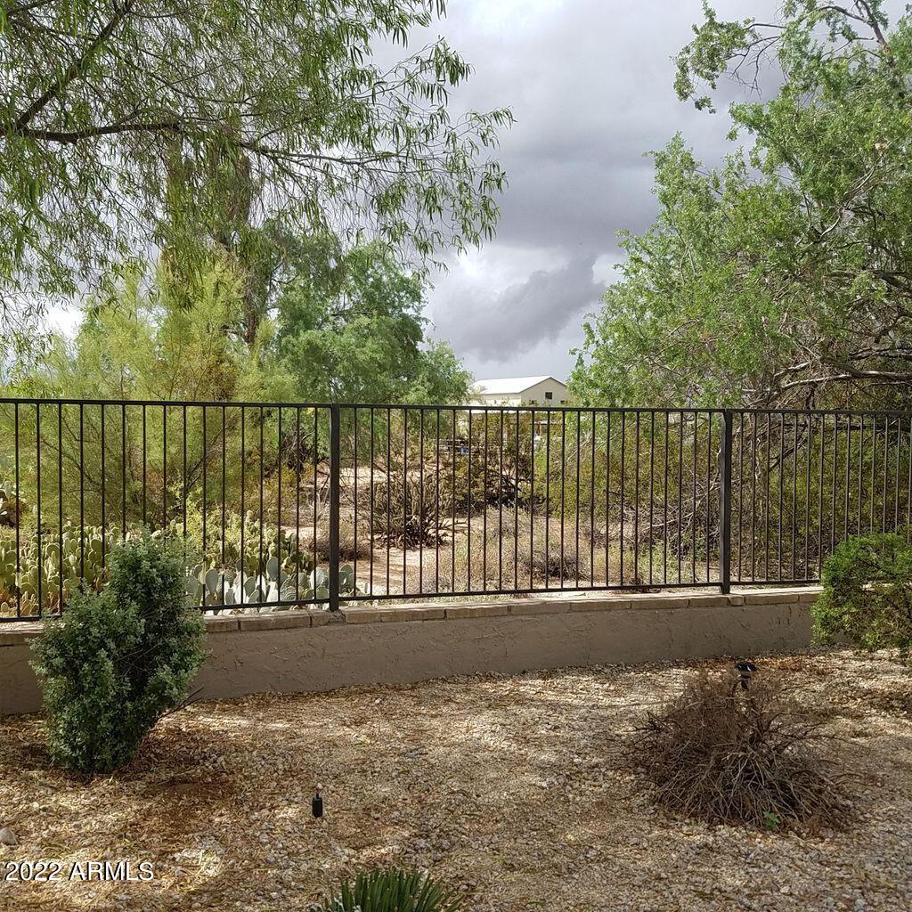 5505 E SKINNER Drive