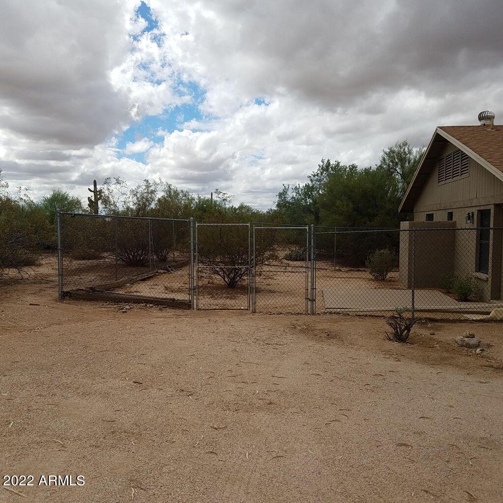 5505 E SKINNER Drive