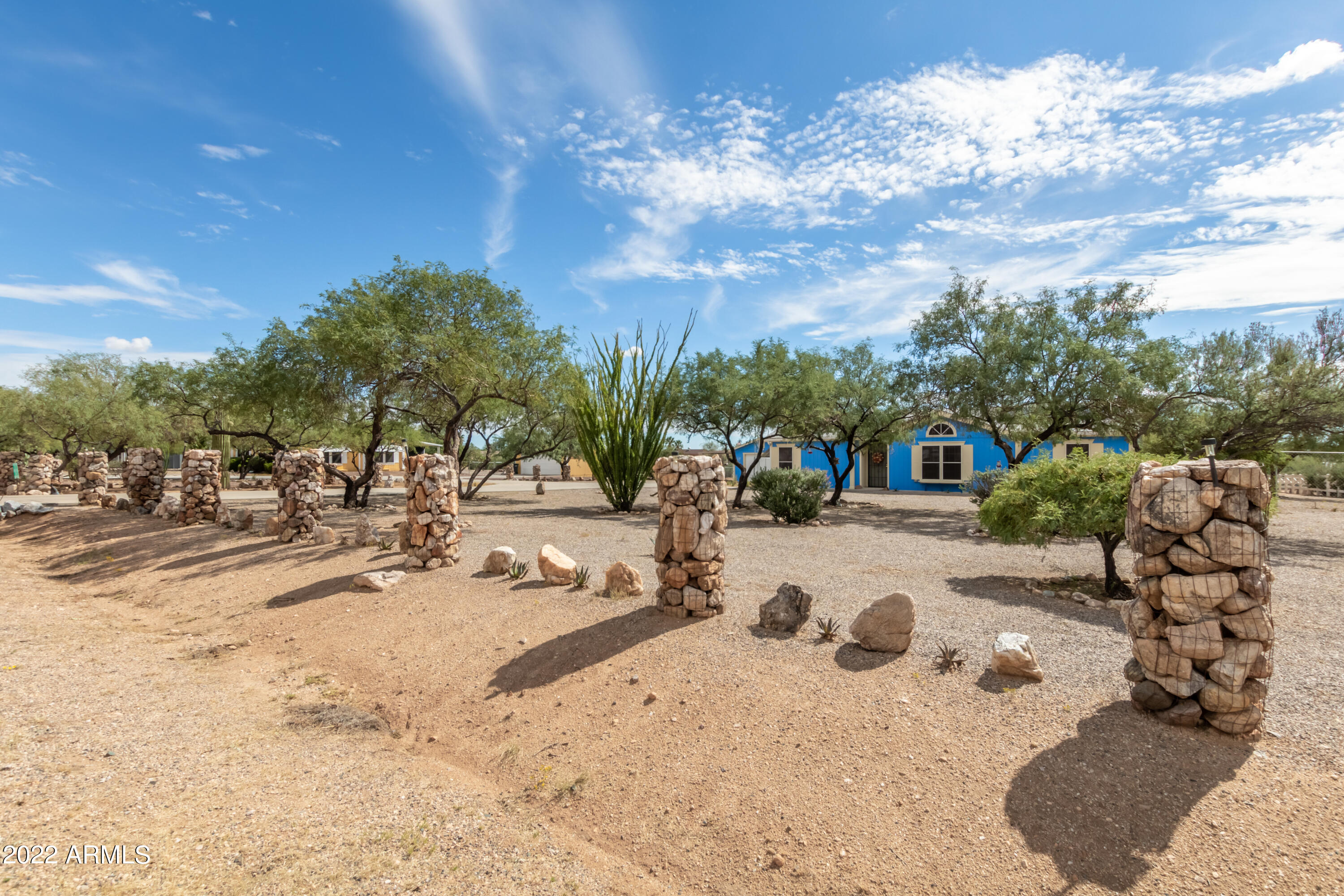 23237 W STAGHORN Lane