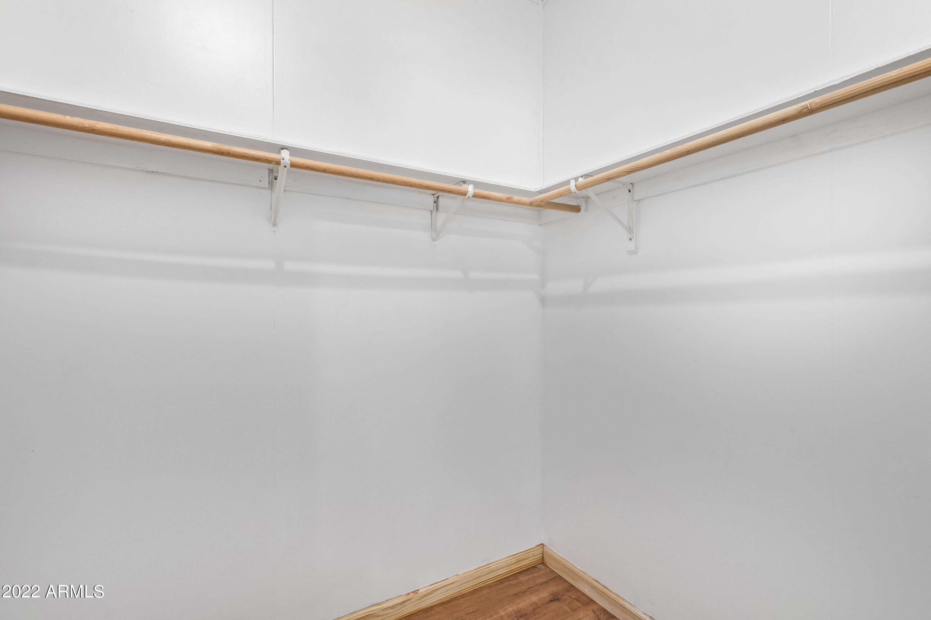 23237 W STAGHORN Lane