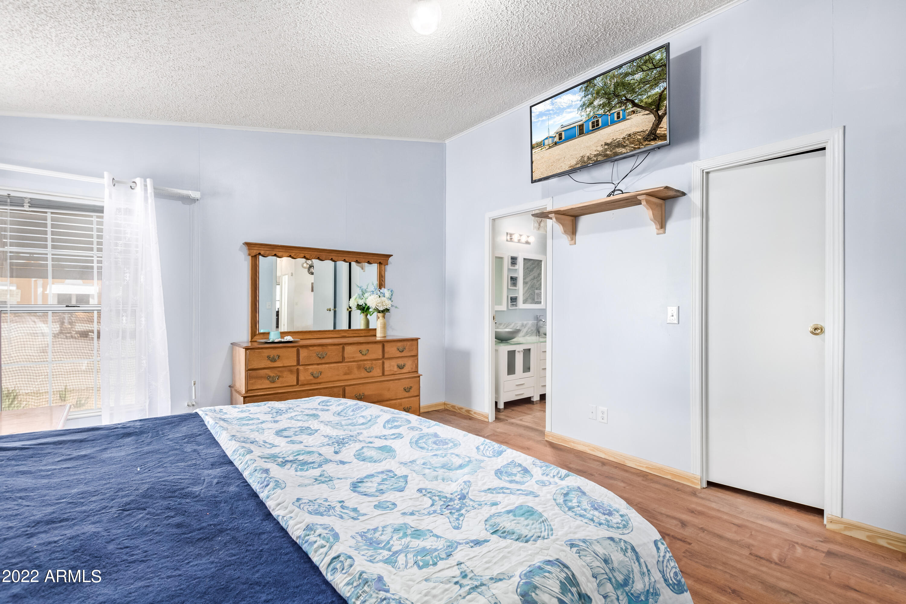 23237 W STAGHORN Lane