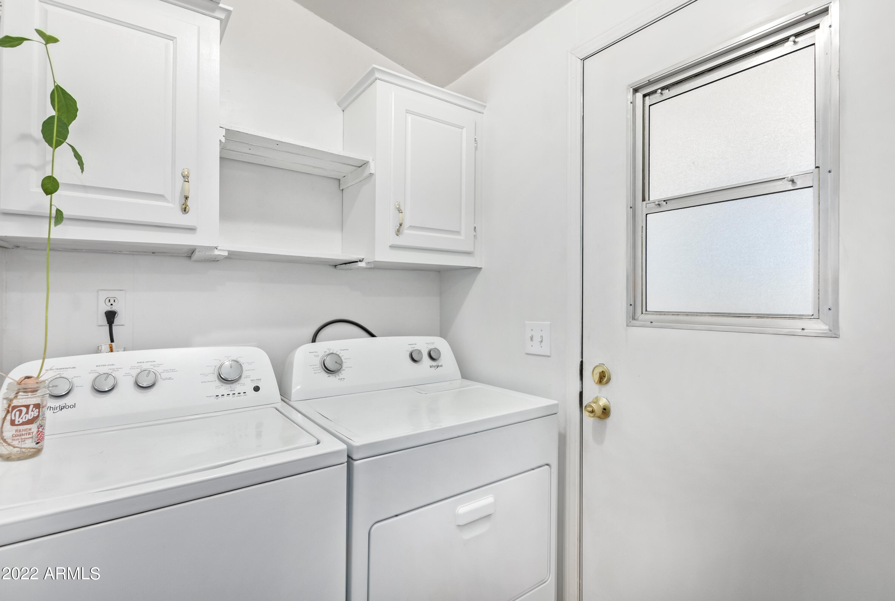 23237 W STAGHORN Lane