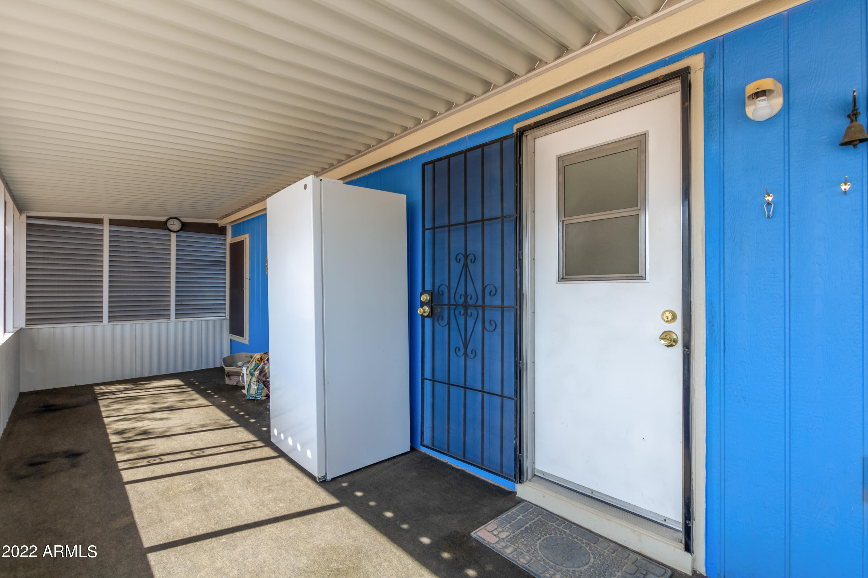 23237 W STAGHORN Lane