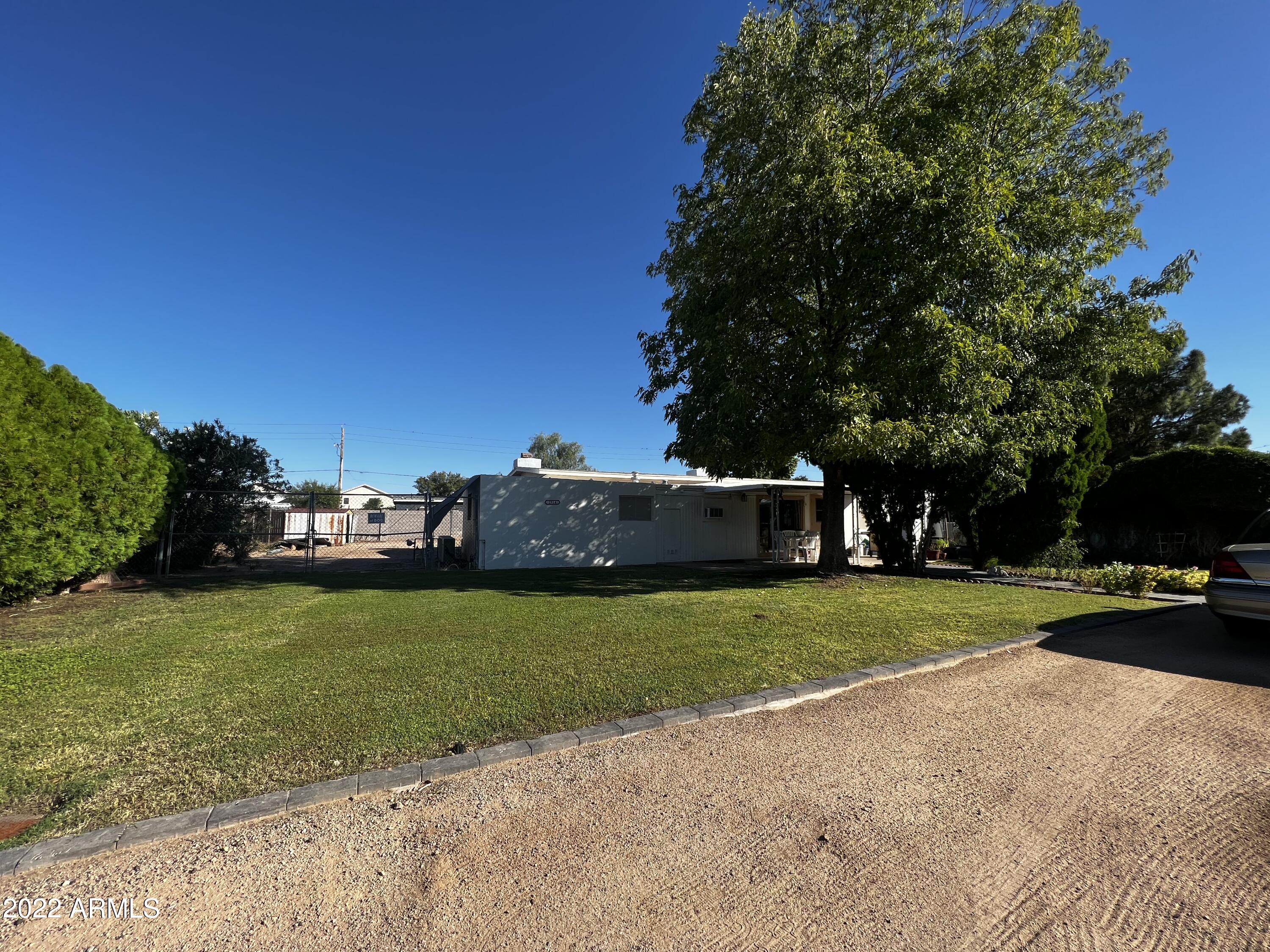 2814 E ESCUDA Road