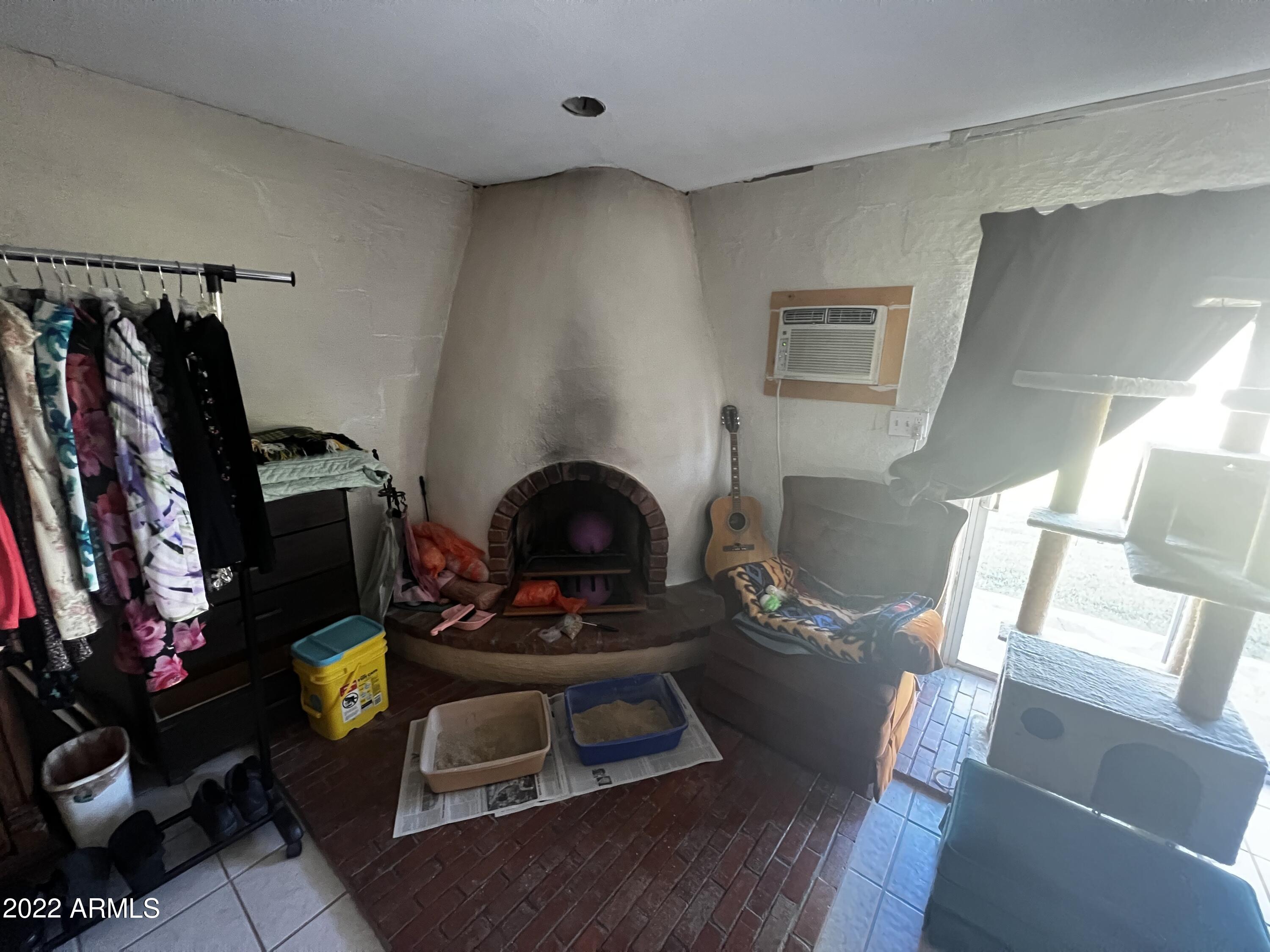 2814 E ESCUDA Road