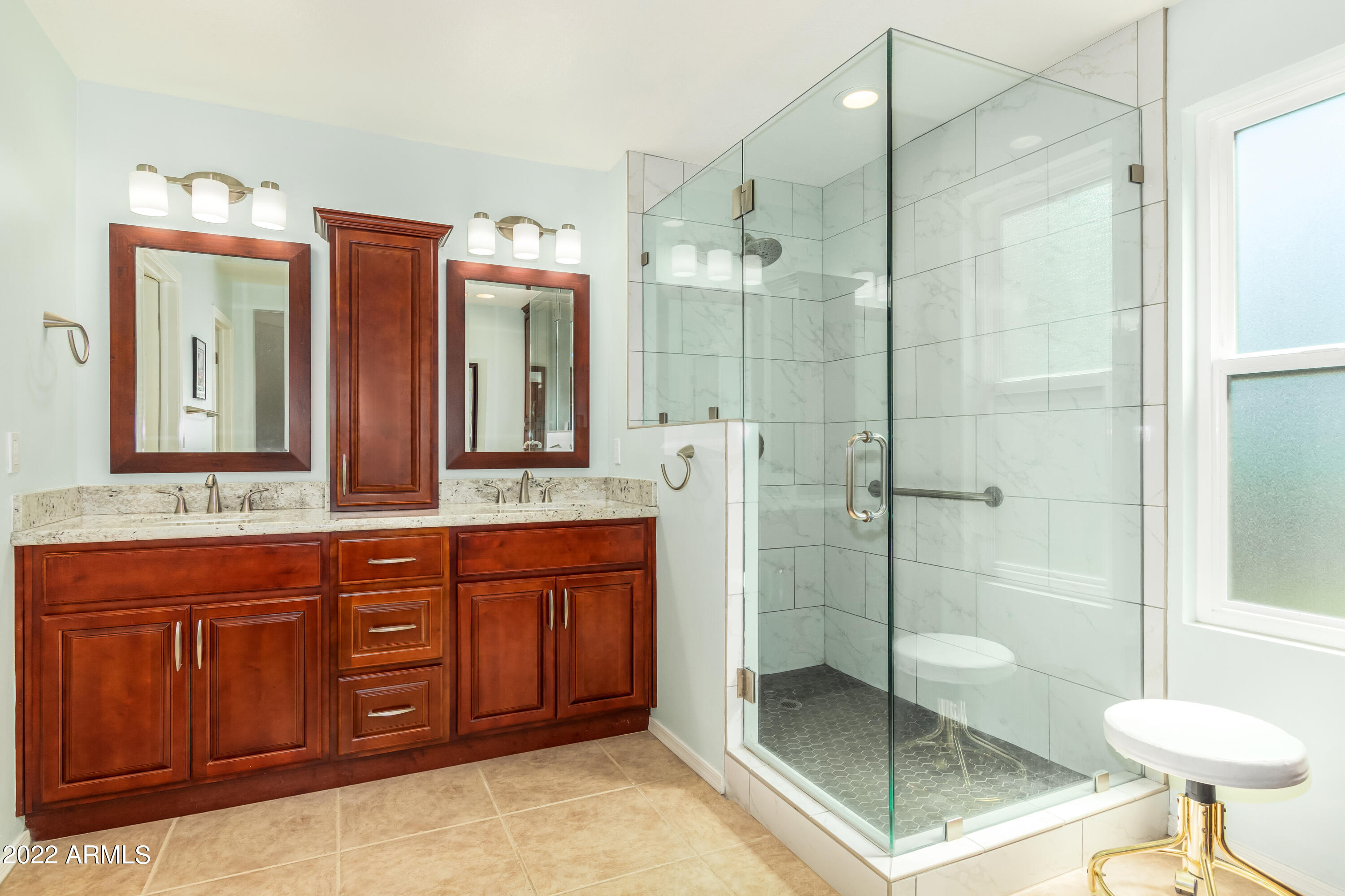 3711 E GOLDFINCH GATE Lane