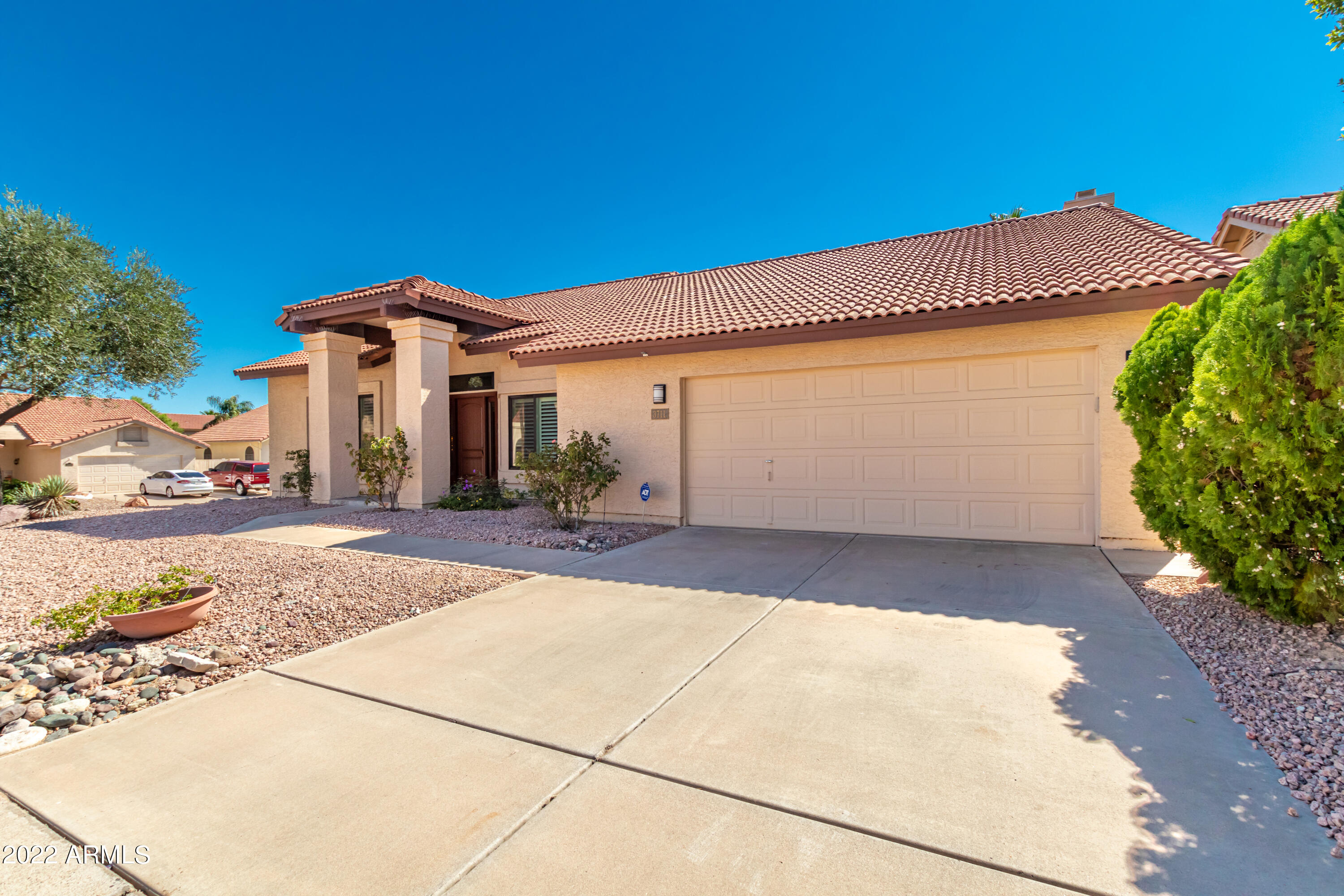 3711 E GOLDFINCH GATE Lane