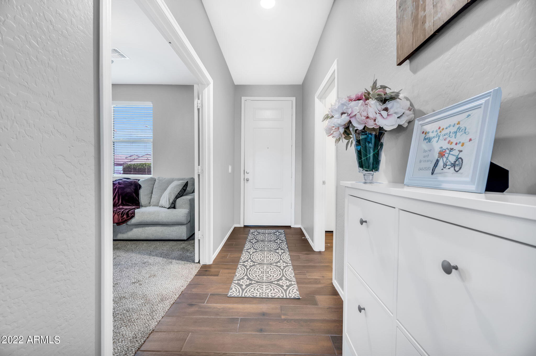 6212 W ORCHID Lane