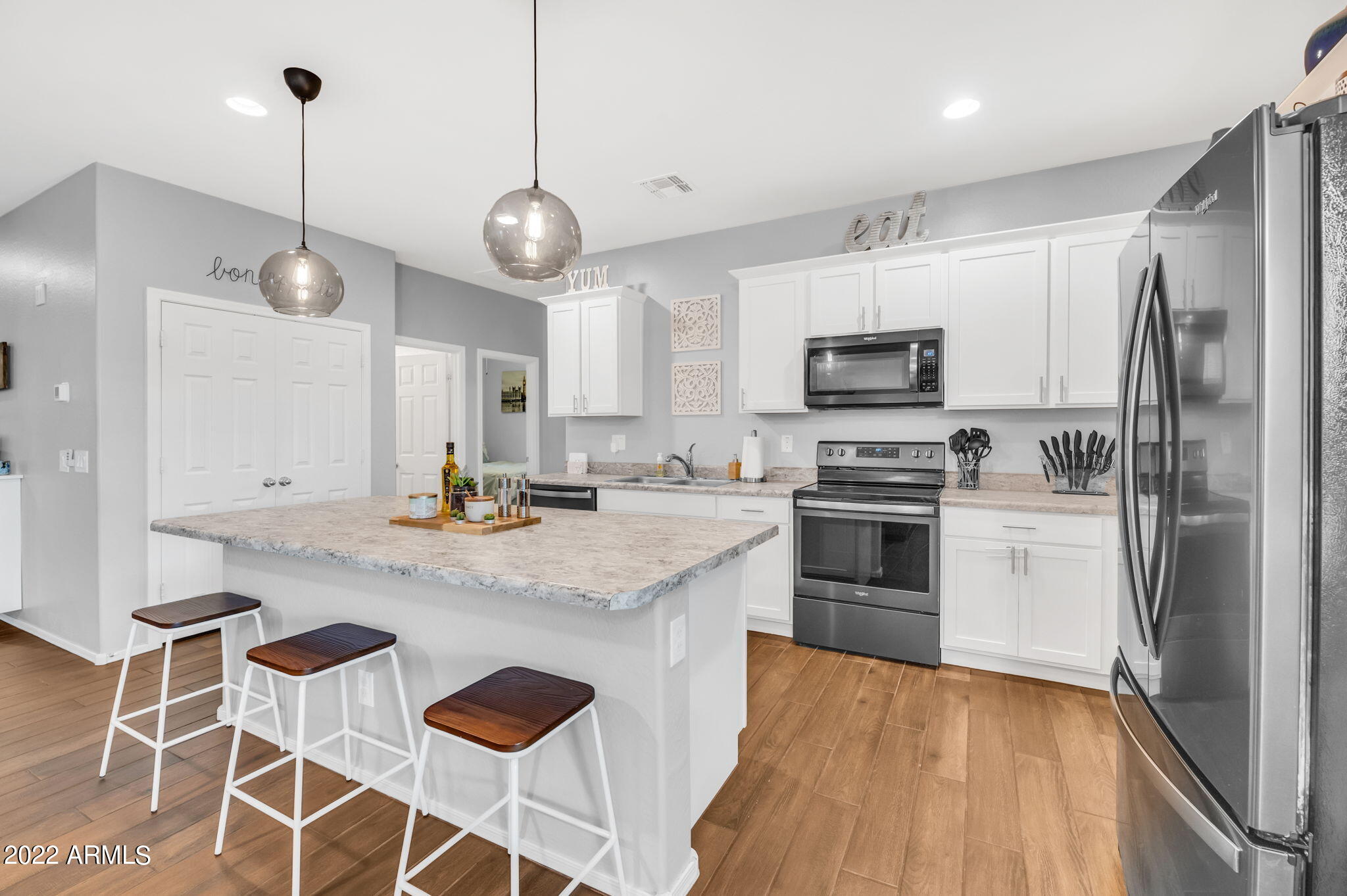 6212 W ORCHID Lane