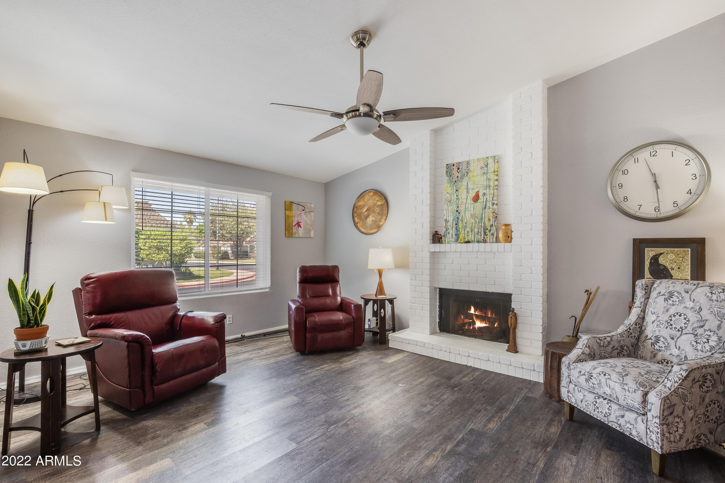17215 N 2ND Place