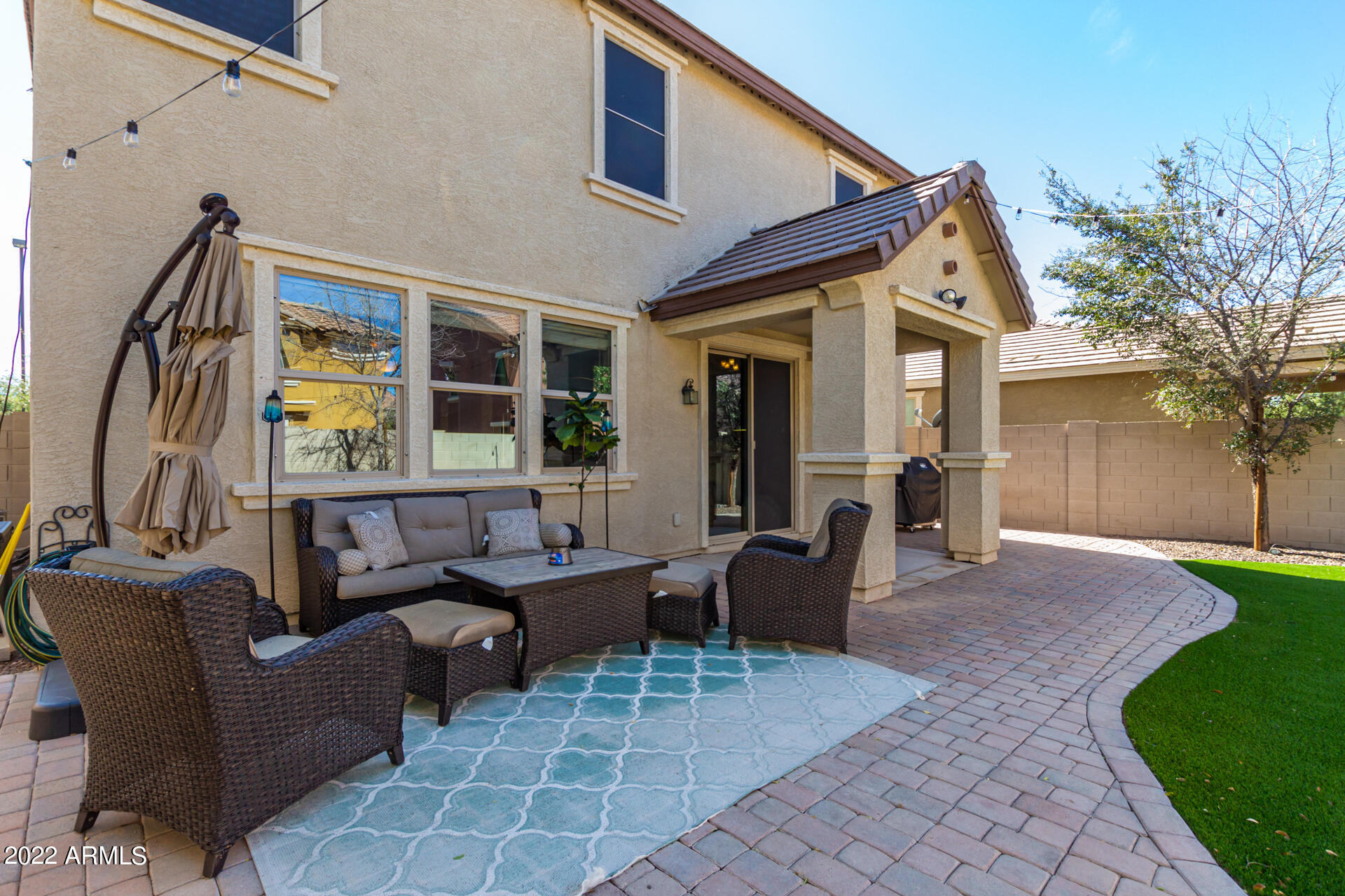3438 E MICHELLE Way