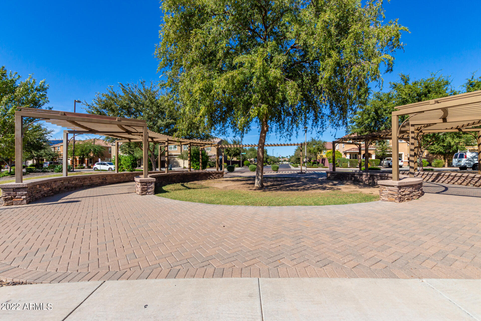 3438 E MICHELLE Way