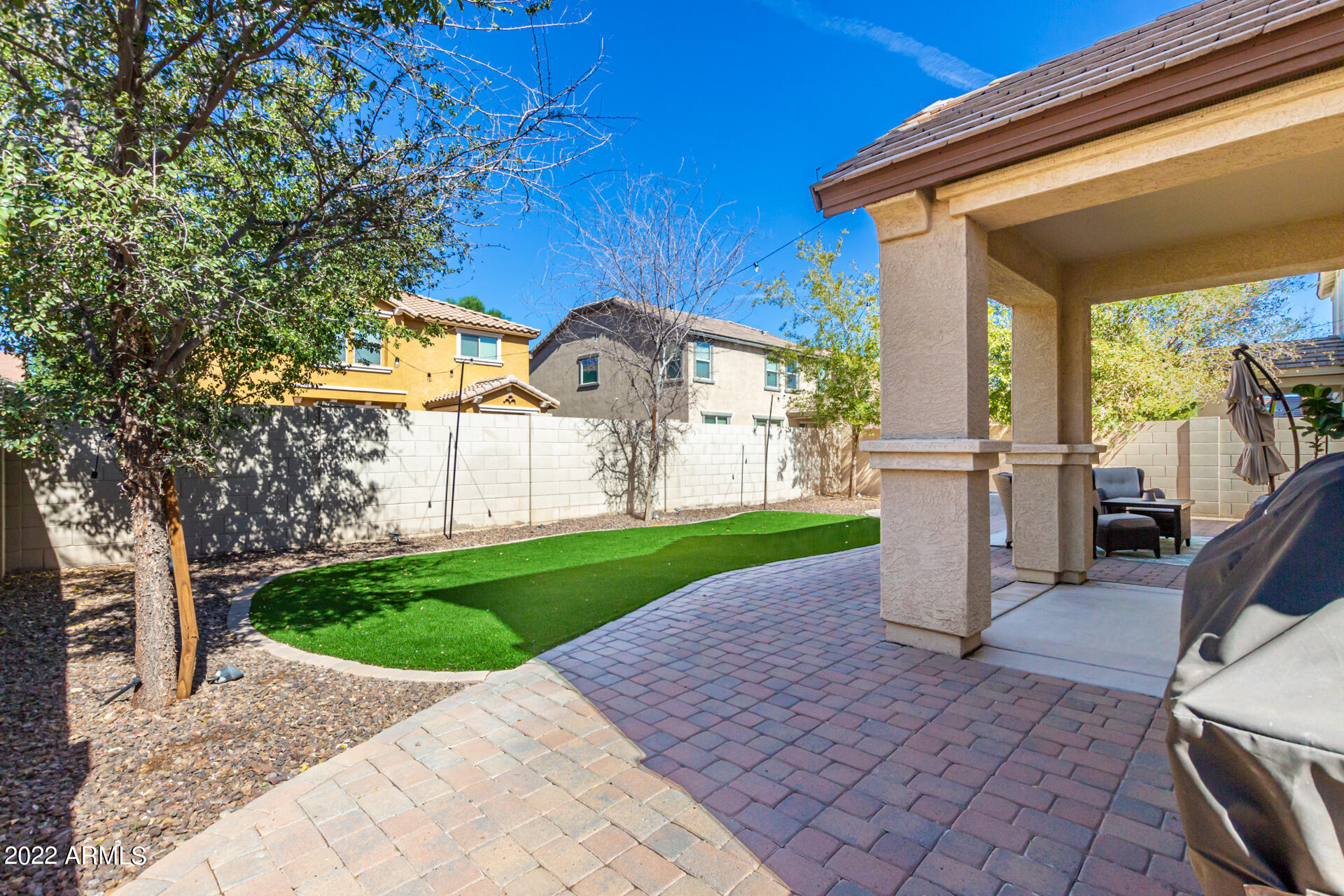 3438 E MICHELLE Way