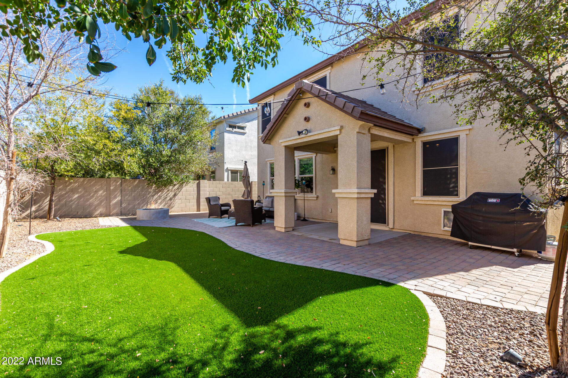 3438 E MICHELLE Way