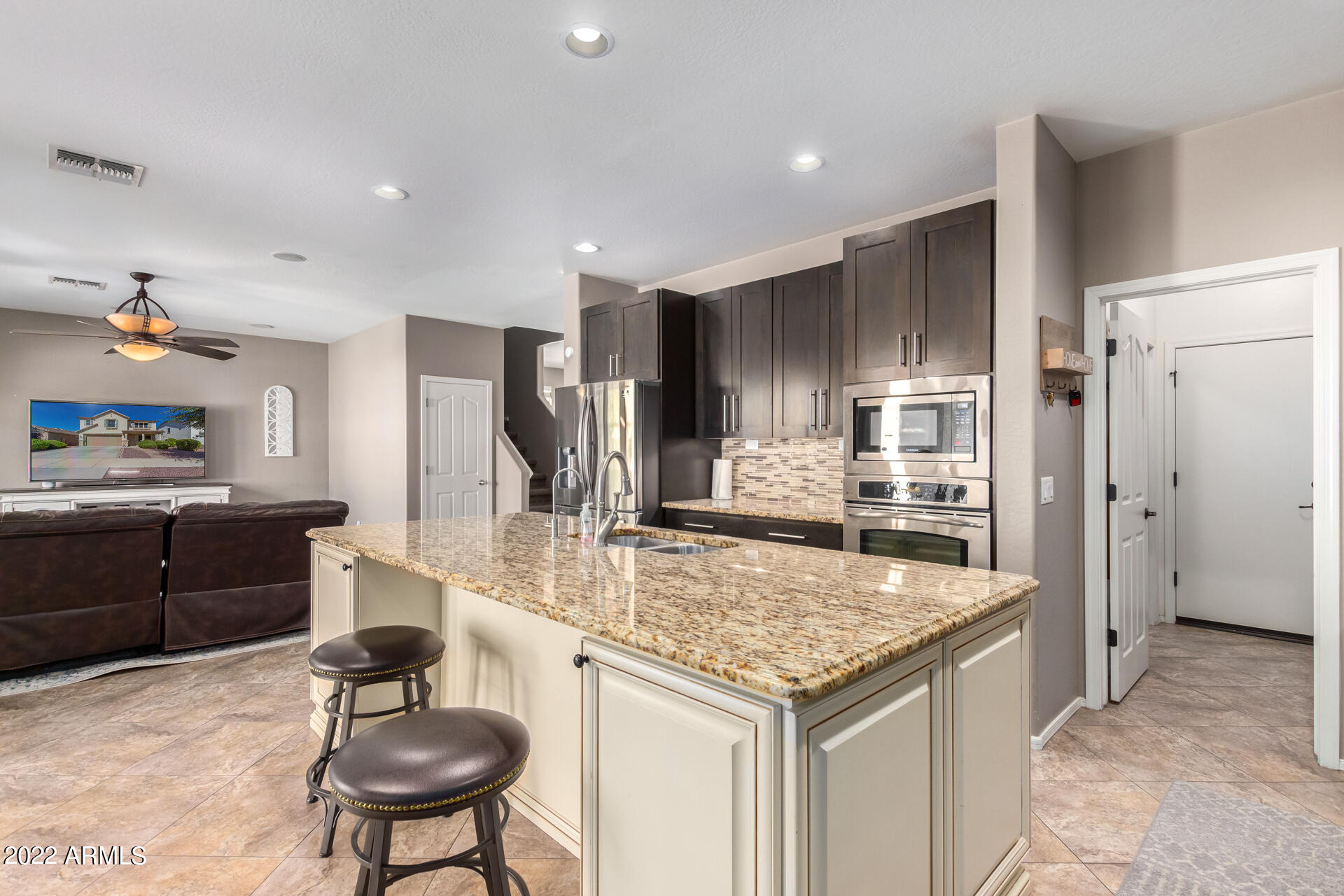 3438 E MICHELLE Way