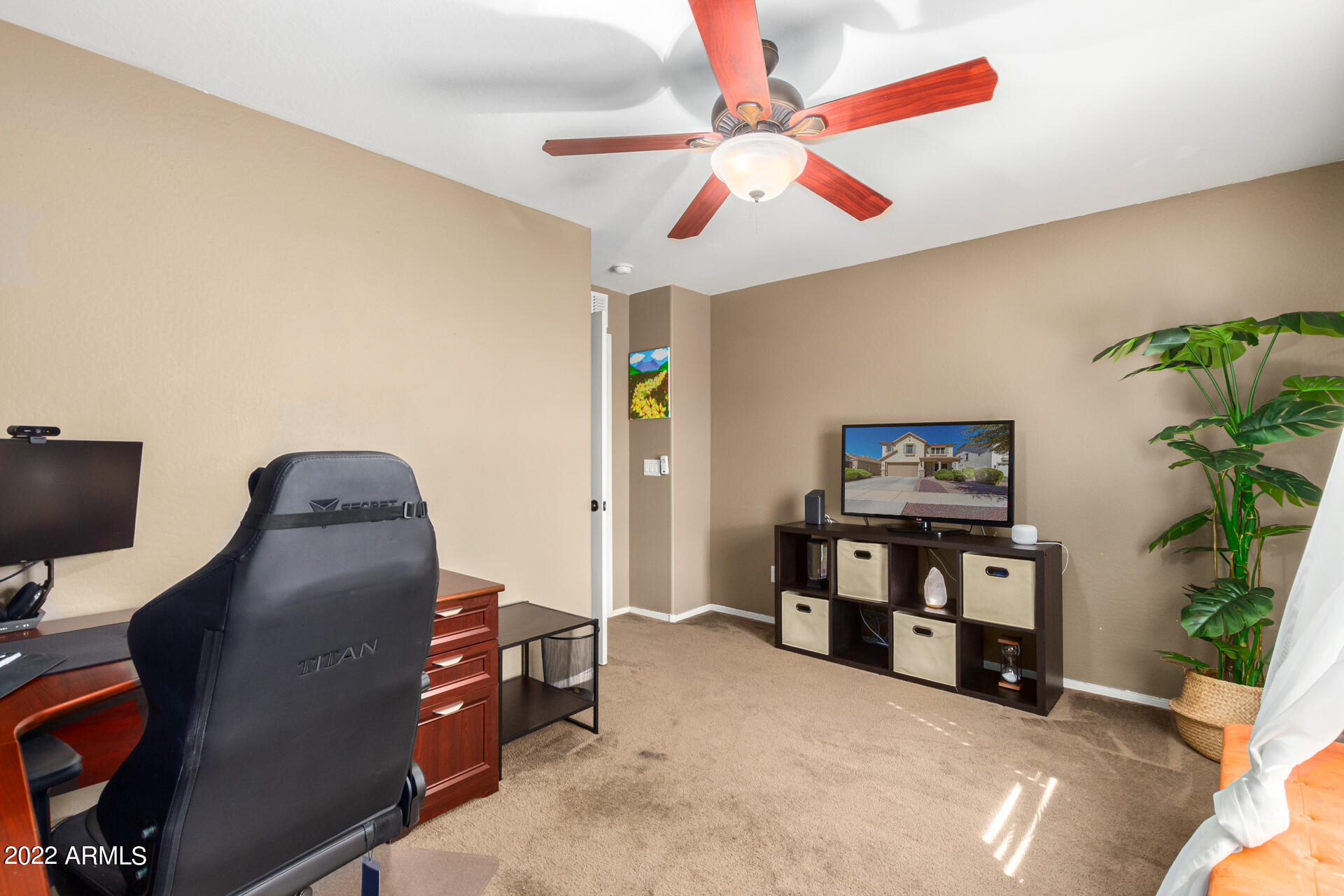 3438 E MICHELLE Way